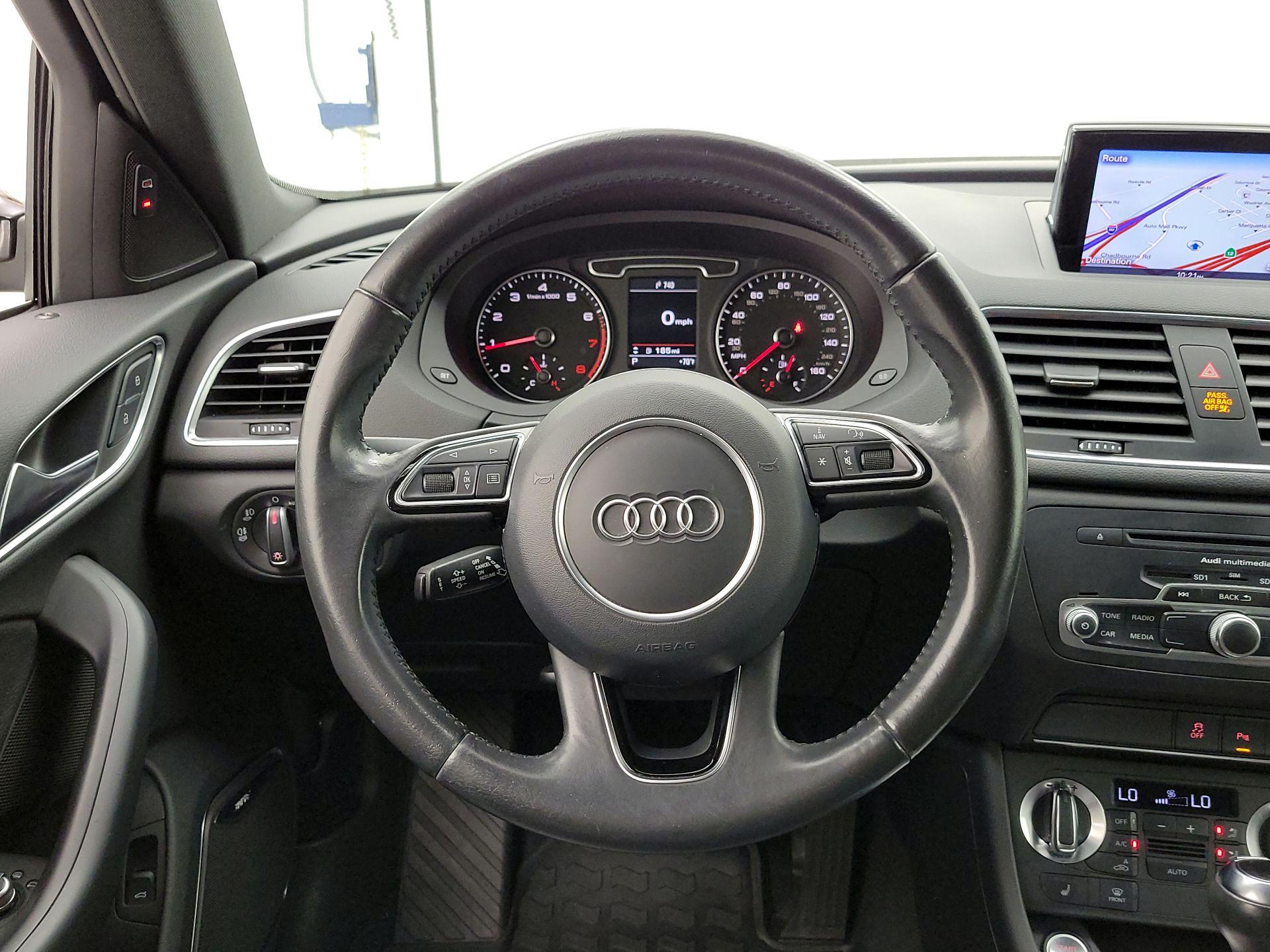 Thumbnail: 2015 Audi Q3 - 10