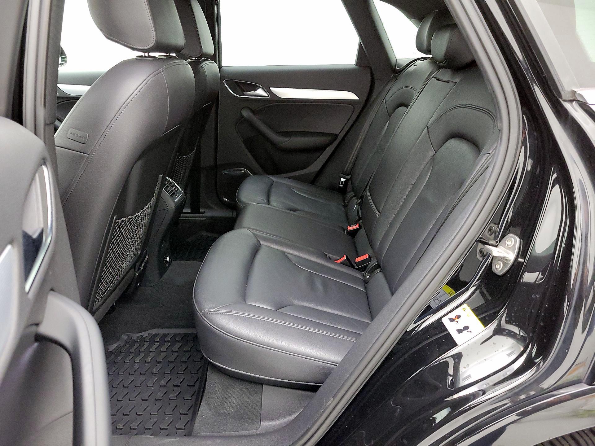 Thumbnail: 2015 Audi Q3 - 19