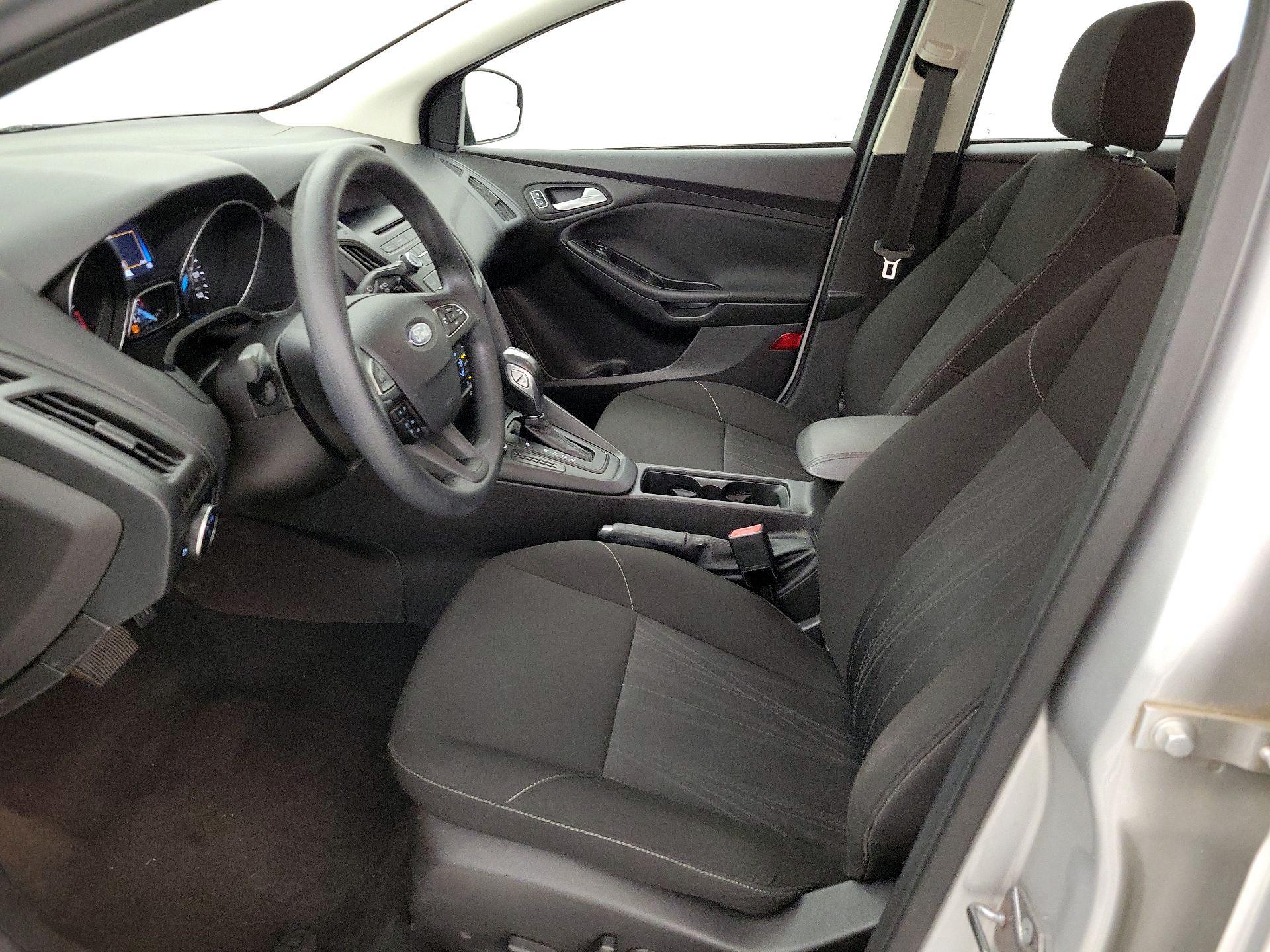 Thumbnail: 2015 Ford Focus - 11