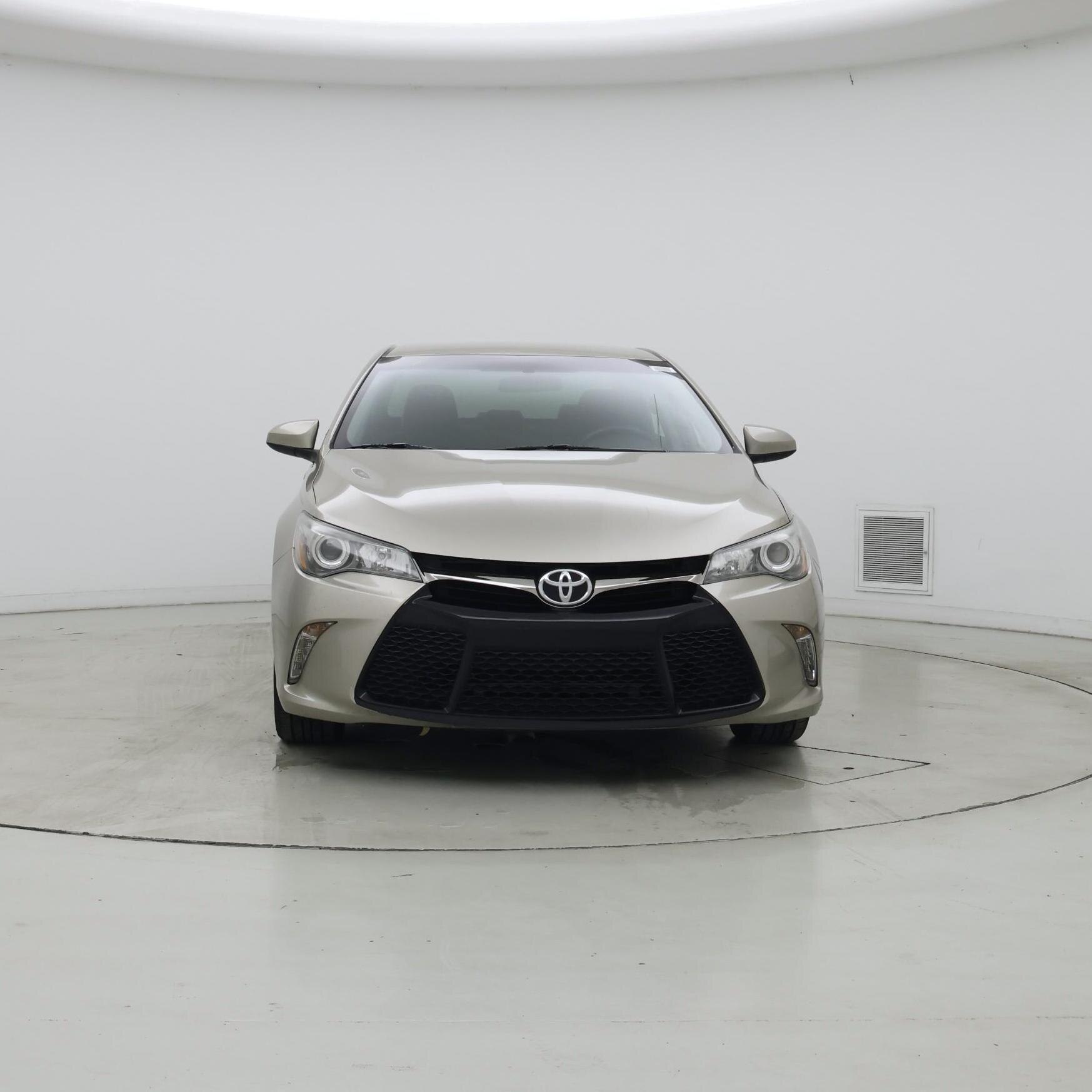 Thumbnail: 2015 Toyota Camry - 5