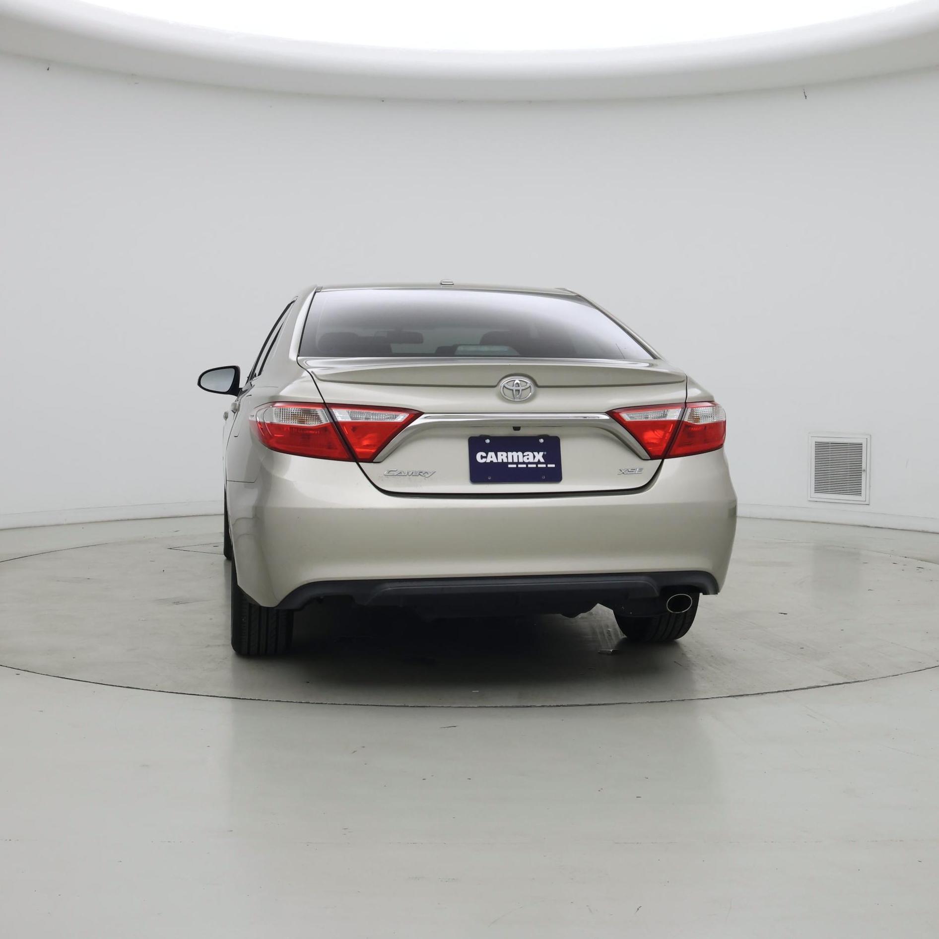 Thumbnail: 2015 Toyota Camry - 6