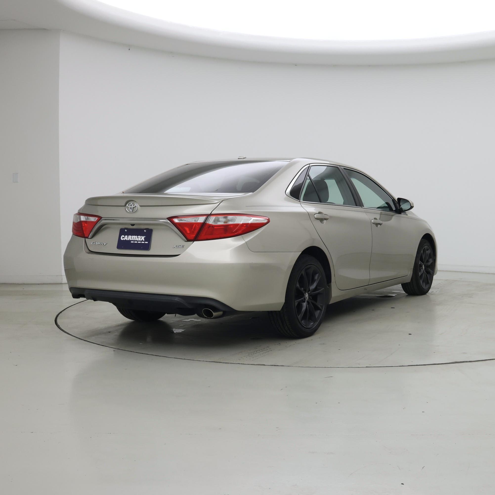 Thumbnail: 2015 Toyota Camry - 8