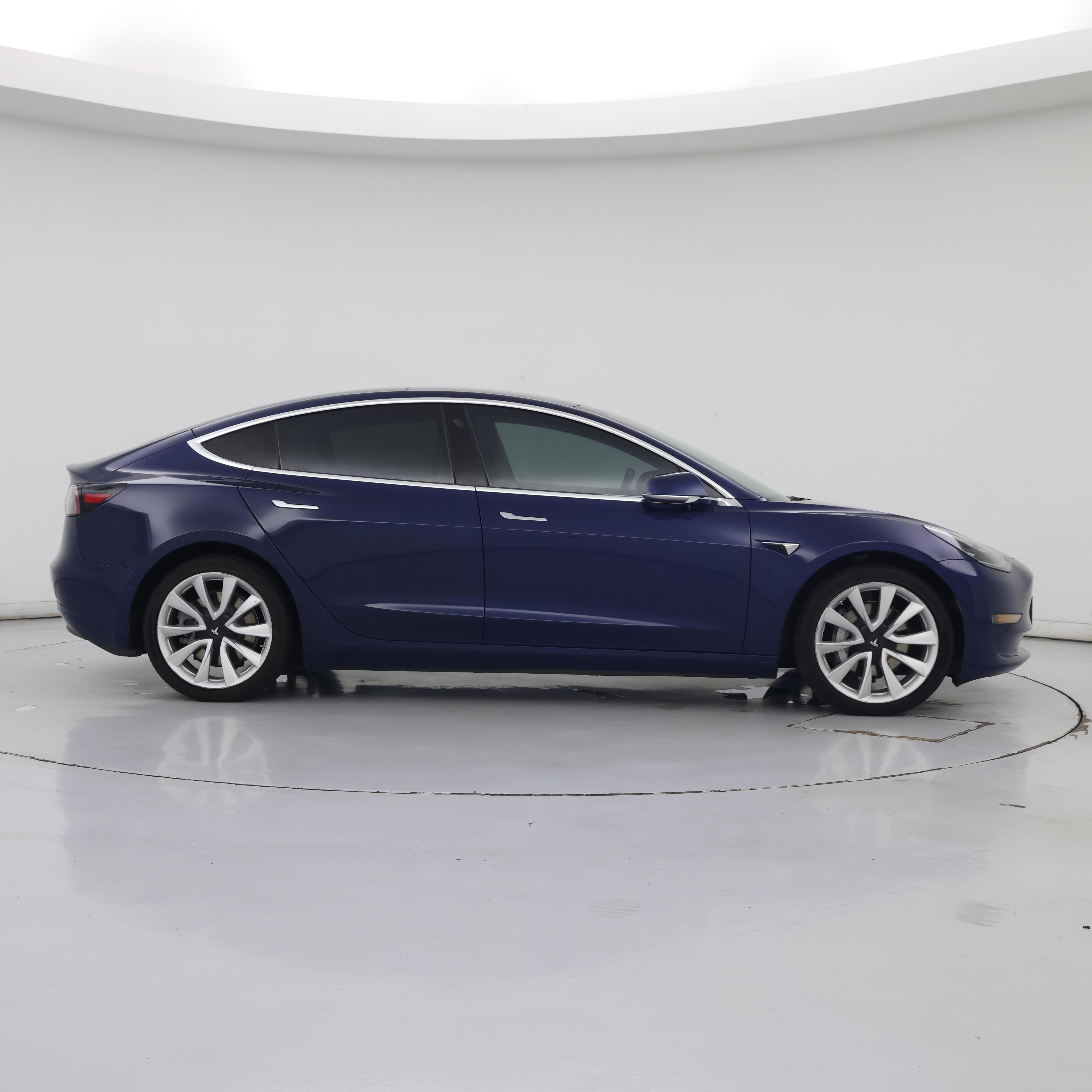 Thumbnail: 2019 Tesla Model 3 - 7