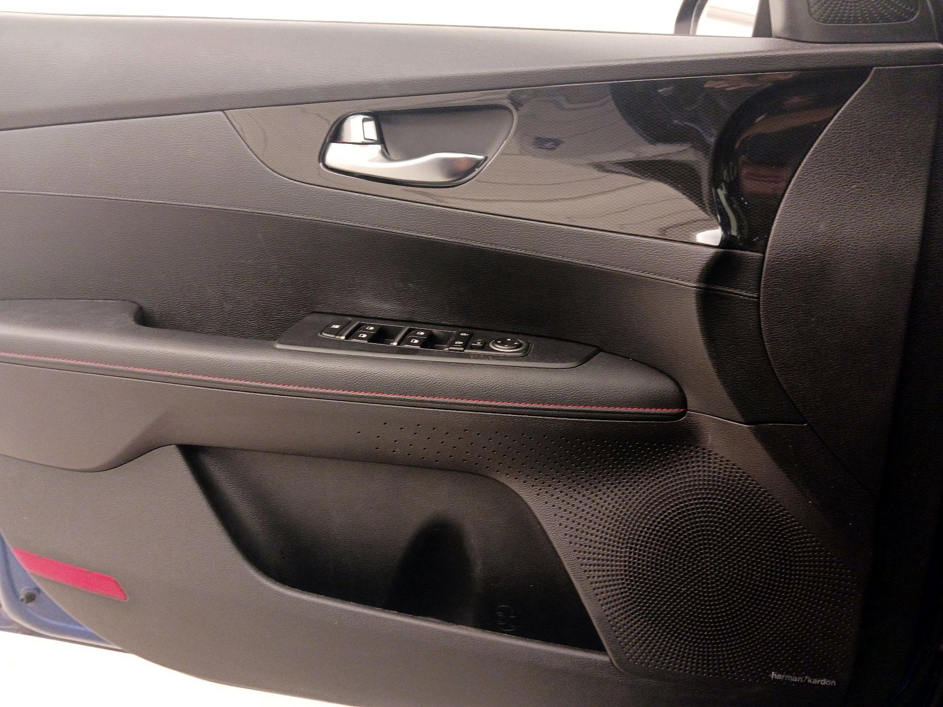 Thumbnail: 2021 Kia Forte - 12