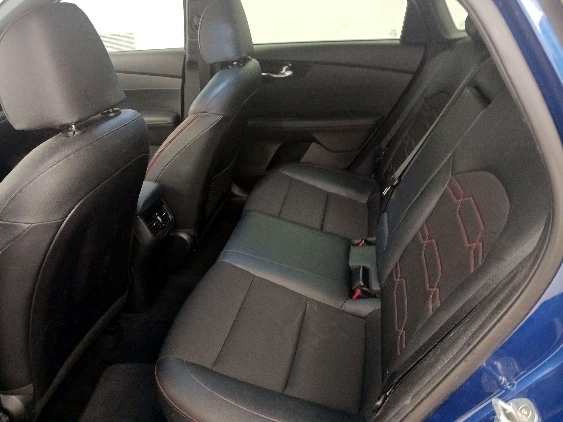 Thumbnail: 2021 Kia Forte - 20