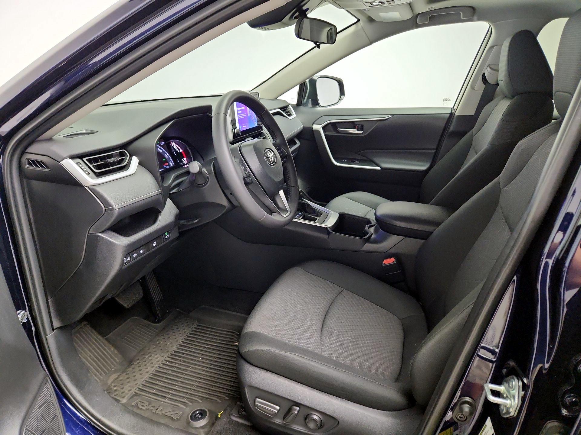 Thumbnail: 2024 Toyota RAV4 - 11