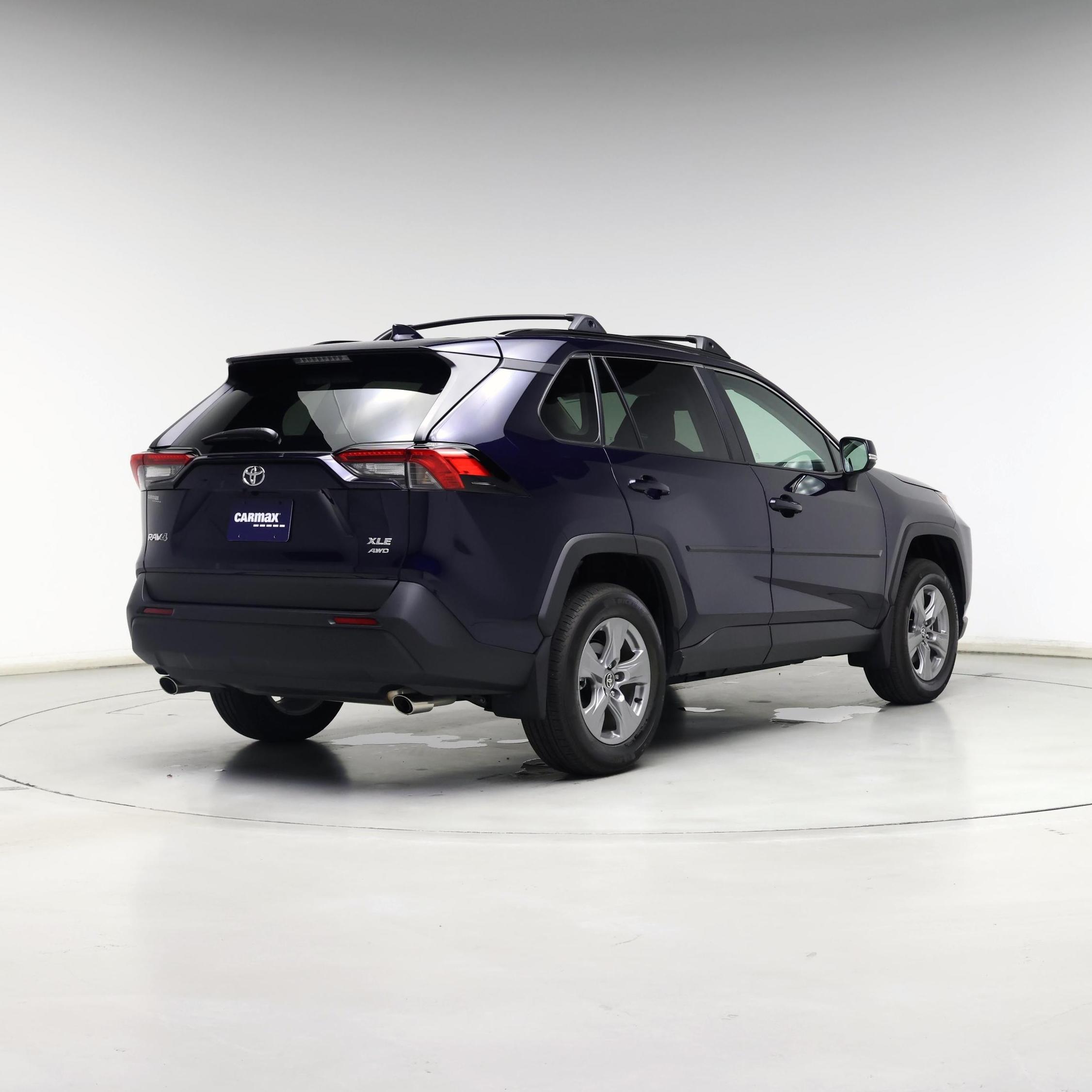 Thumbnail: 2024 Toyota RAV4 - 8