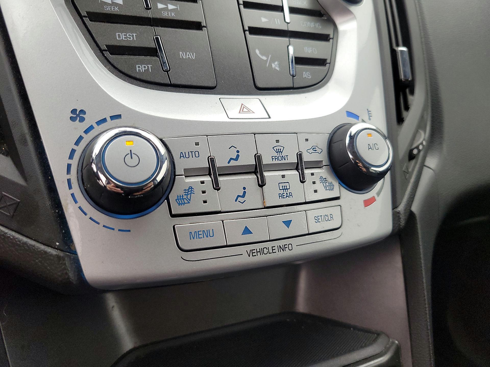 Thumbnail: 2016 Chevrolet Equinox - 16