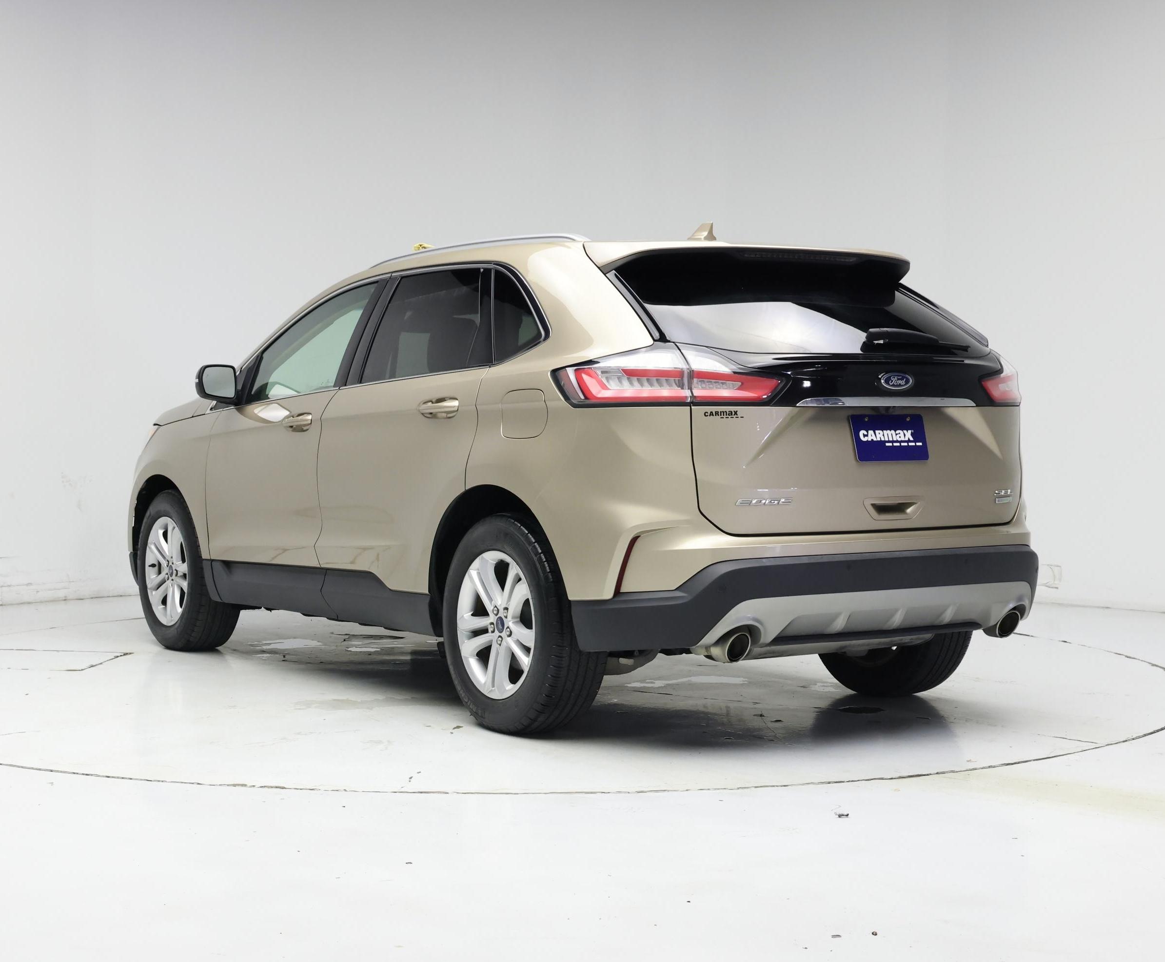 Thumbnail: 2020 Ford Edge - 2