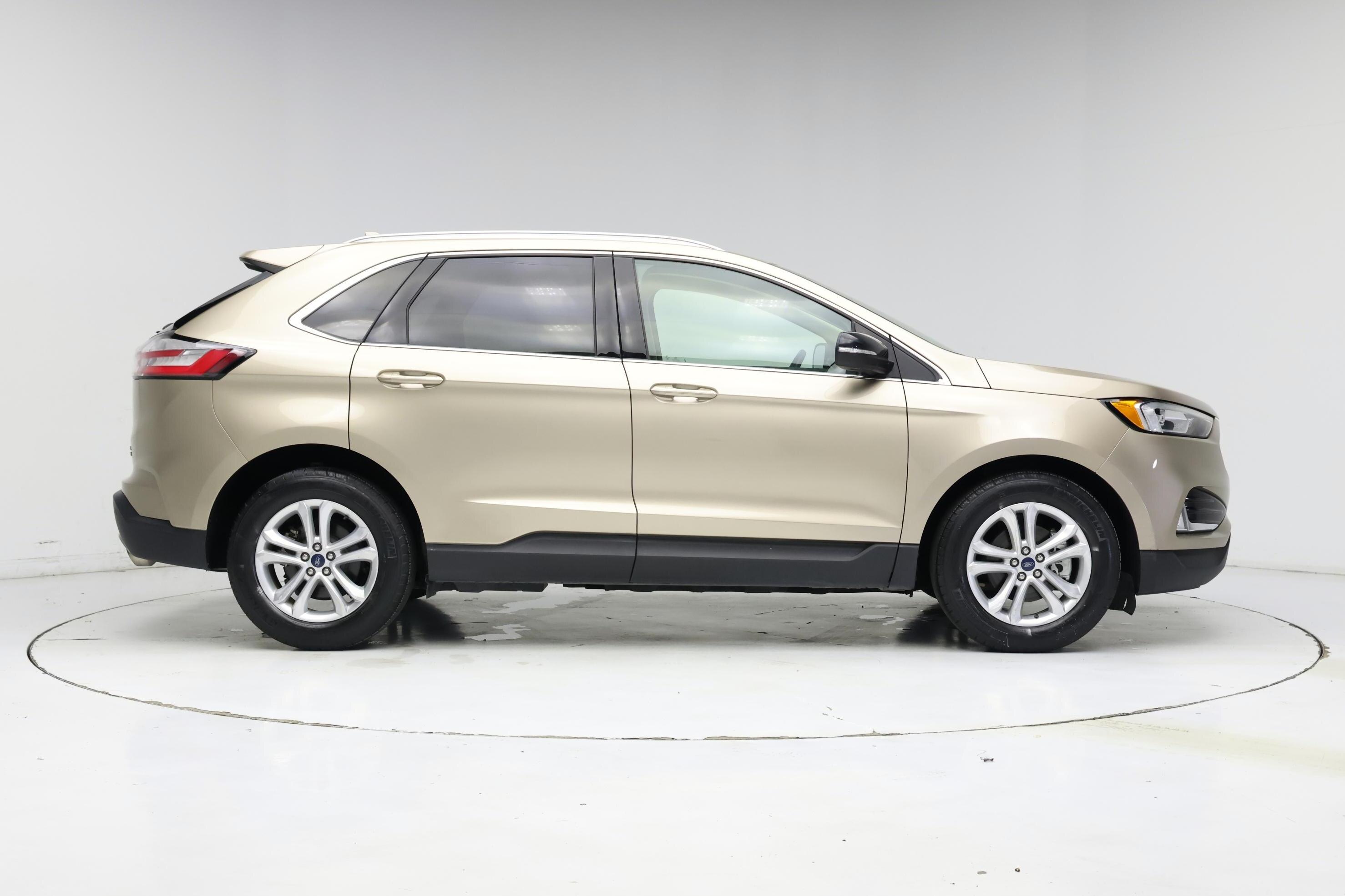 Thumbnail: 2020 Ford Edge - 7