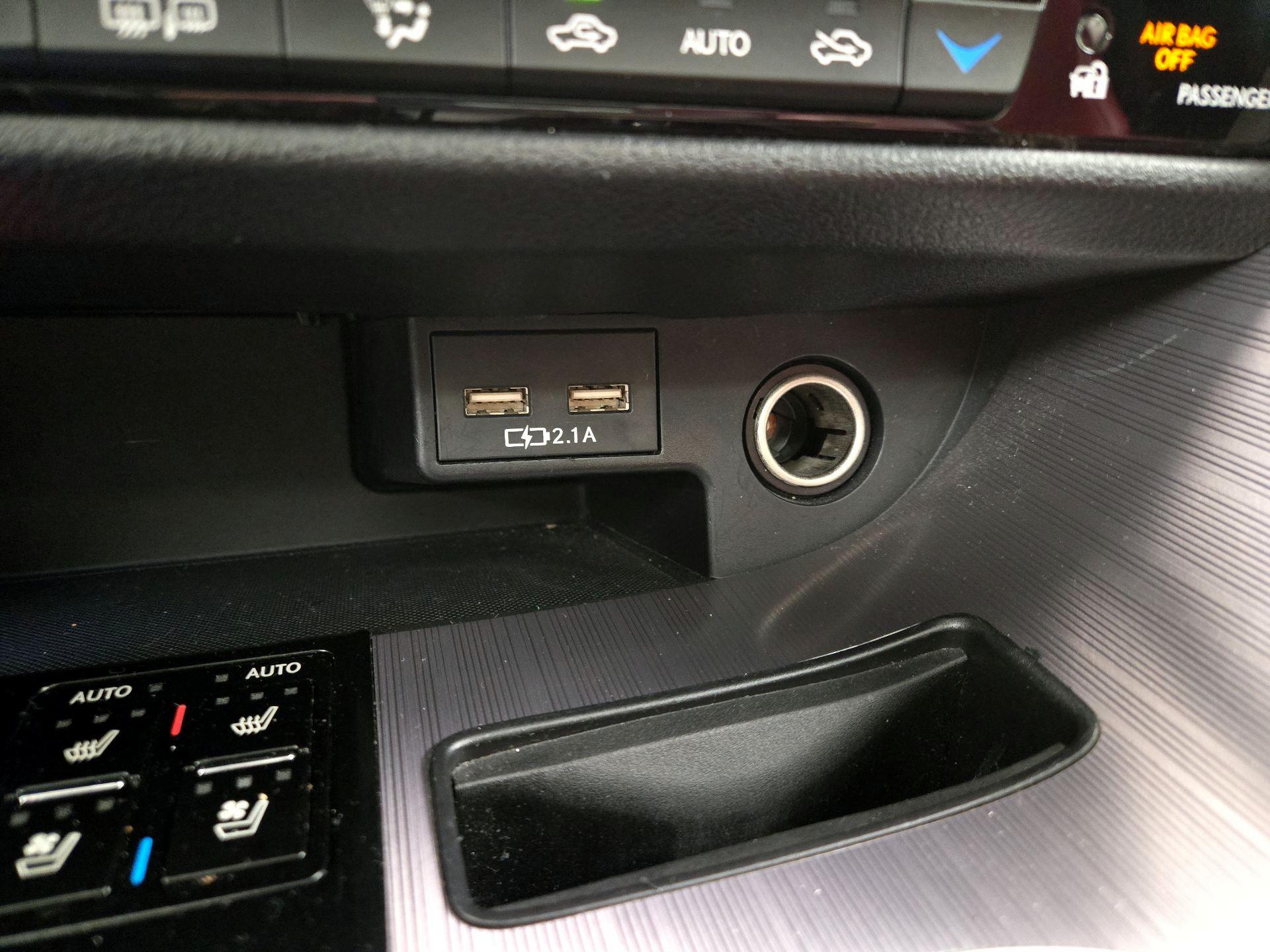 Thumbnail: 2020 Lexus RX - 19