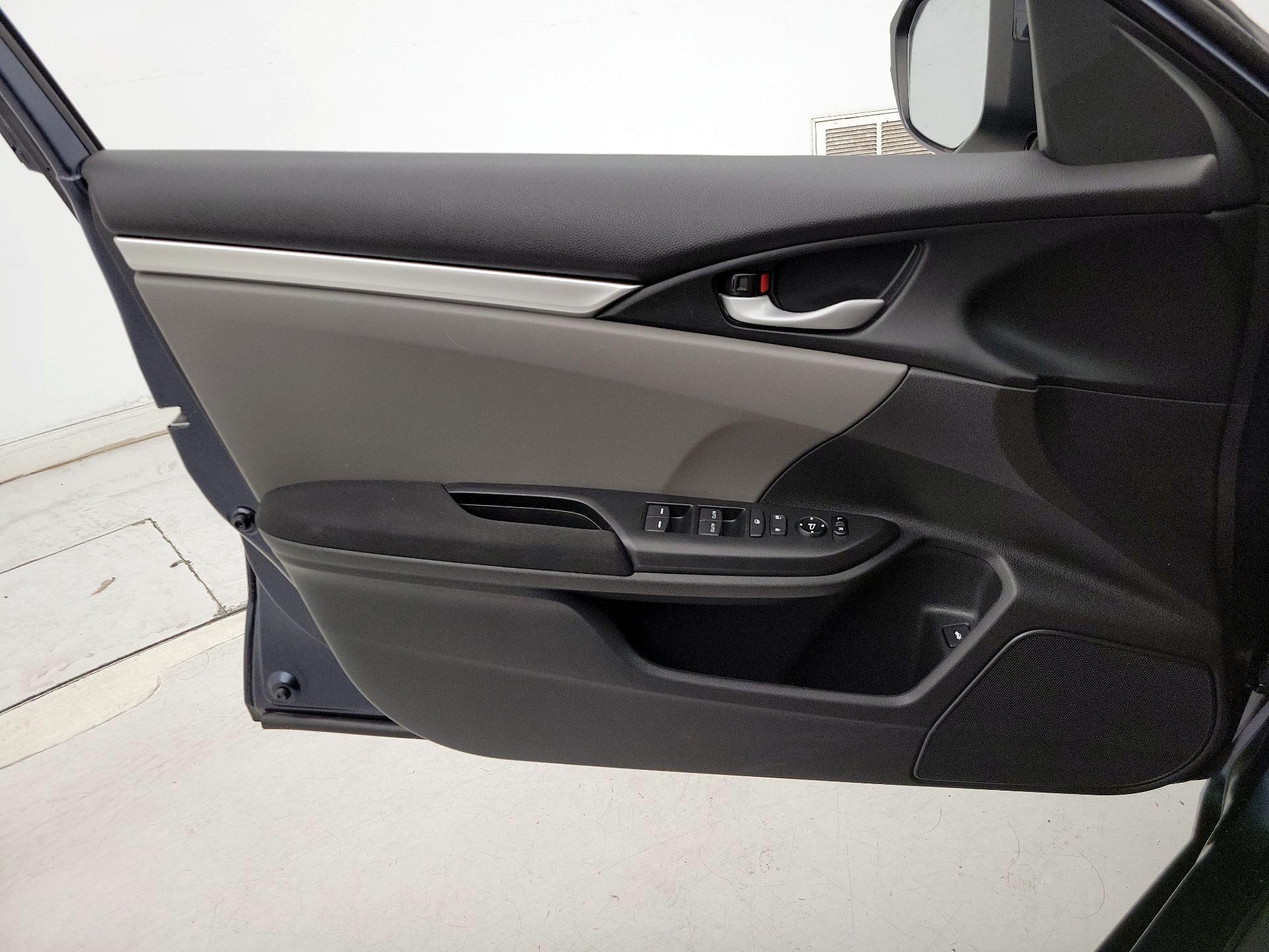 Thumbnail: 2020 Honda Civic - 12