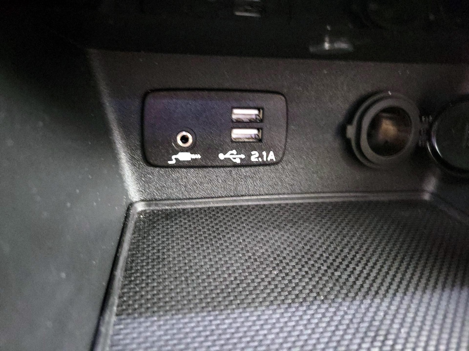 2024 Subaru Forester Limited - Photo 20