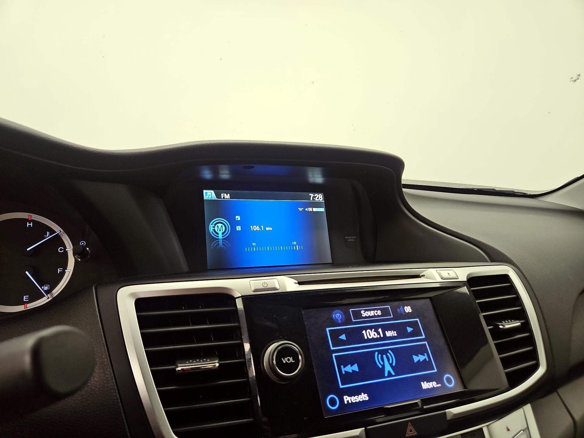 Thumbnail: 2014 Honda Accord - 15