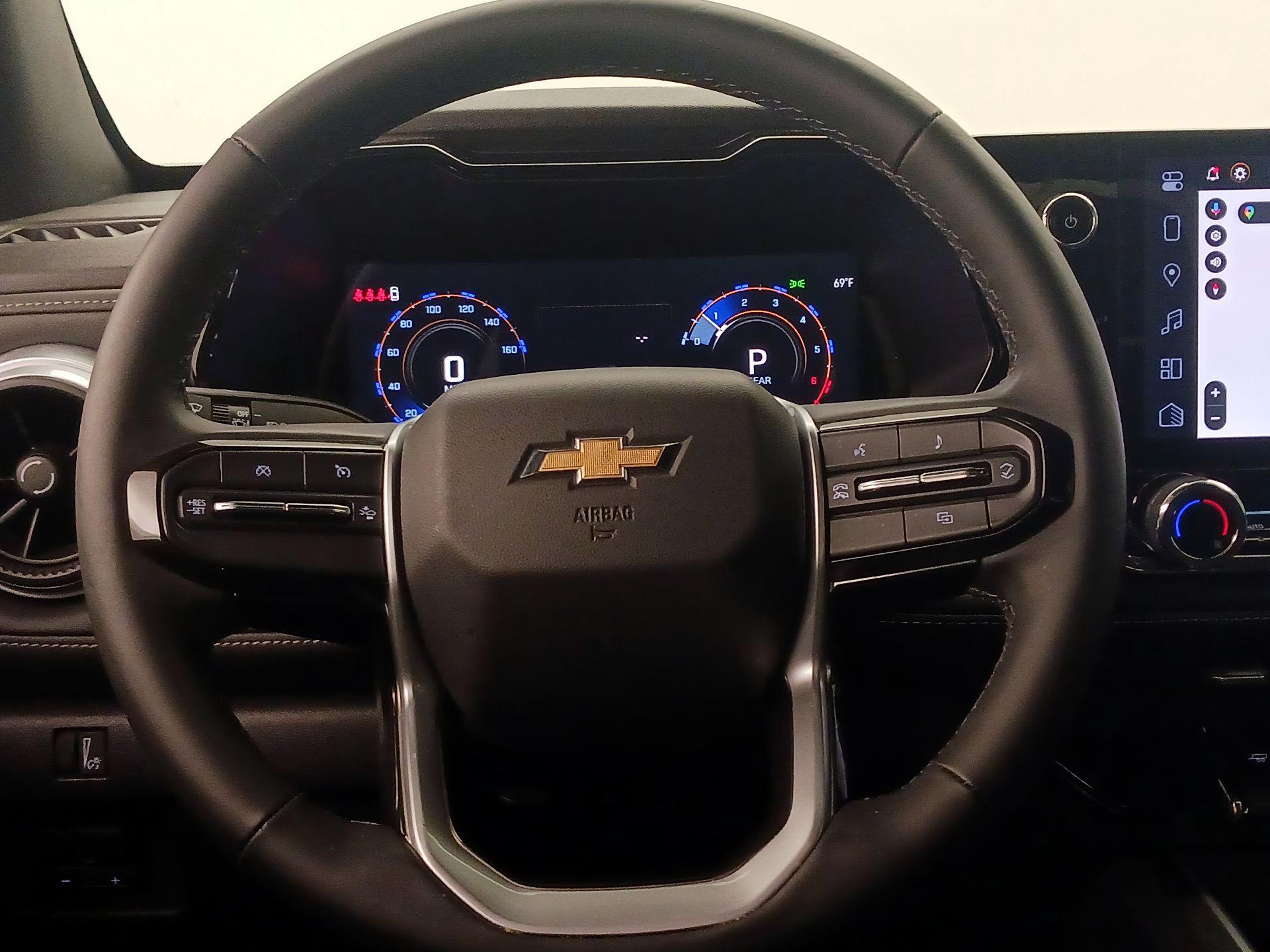Thumbnail: 2024 Chevrolet Colorado - 10