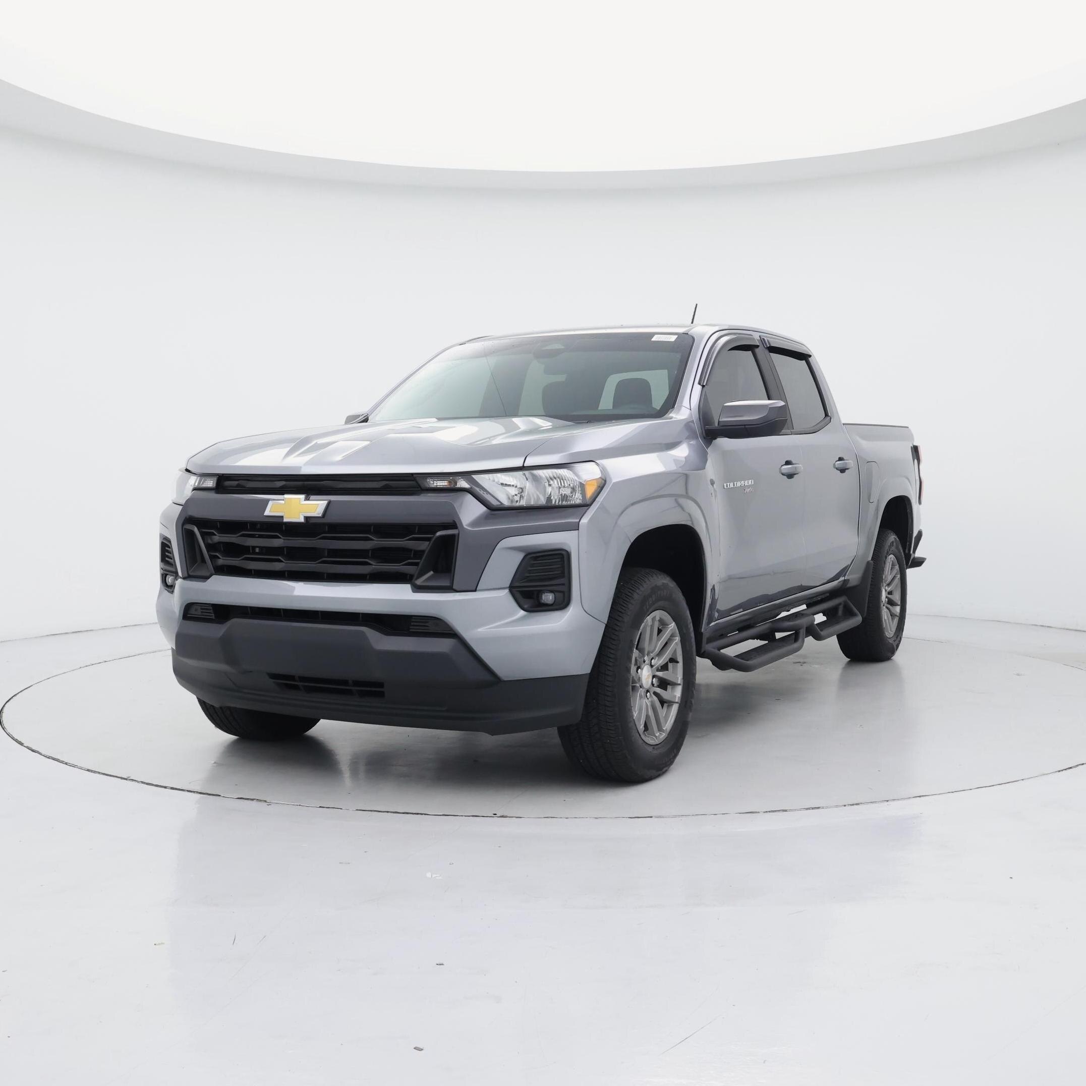 Thumbnail: 2024 Chevrolet Colorado - 4