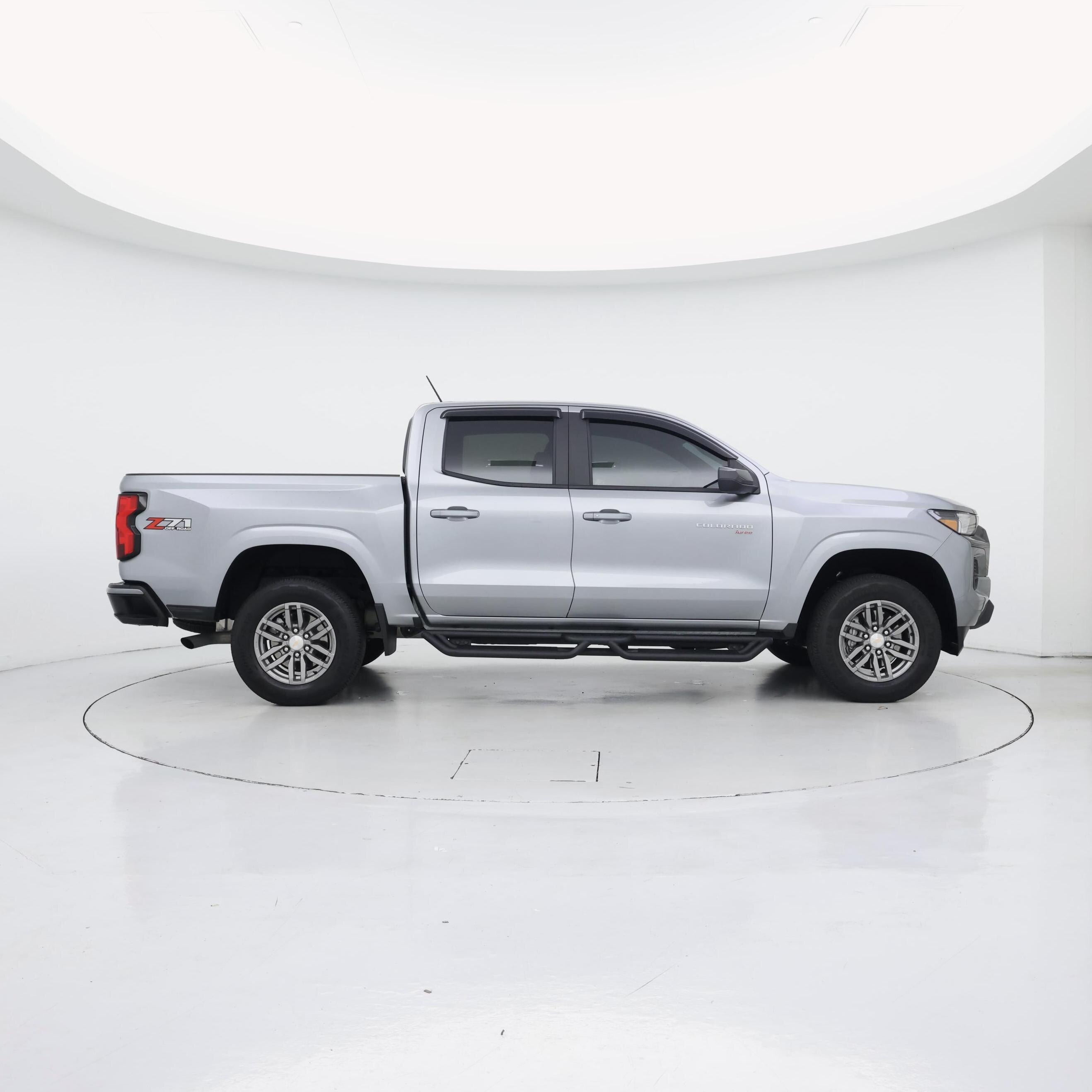 Thumbnail: 2024 Chevrolet Colorado - 7