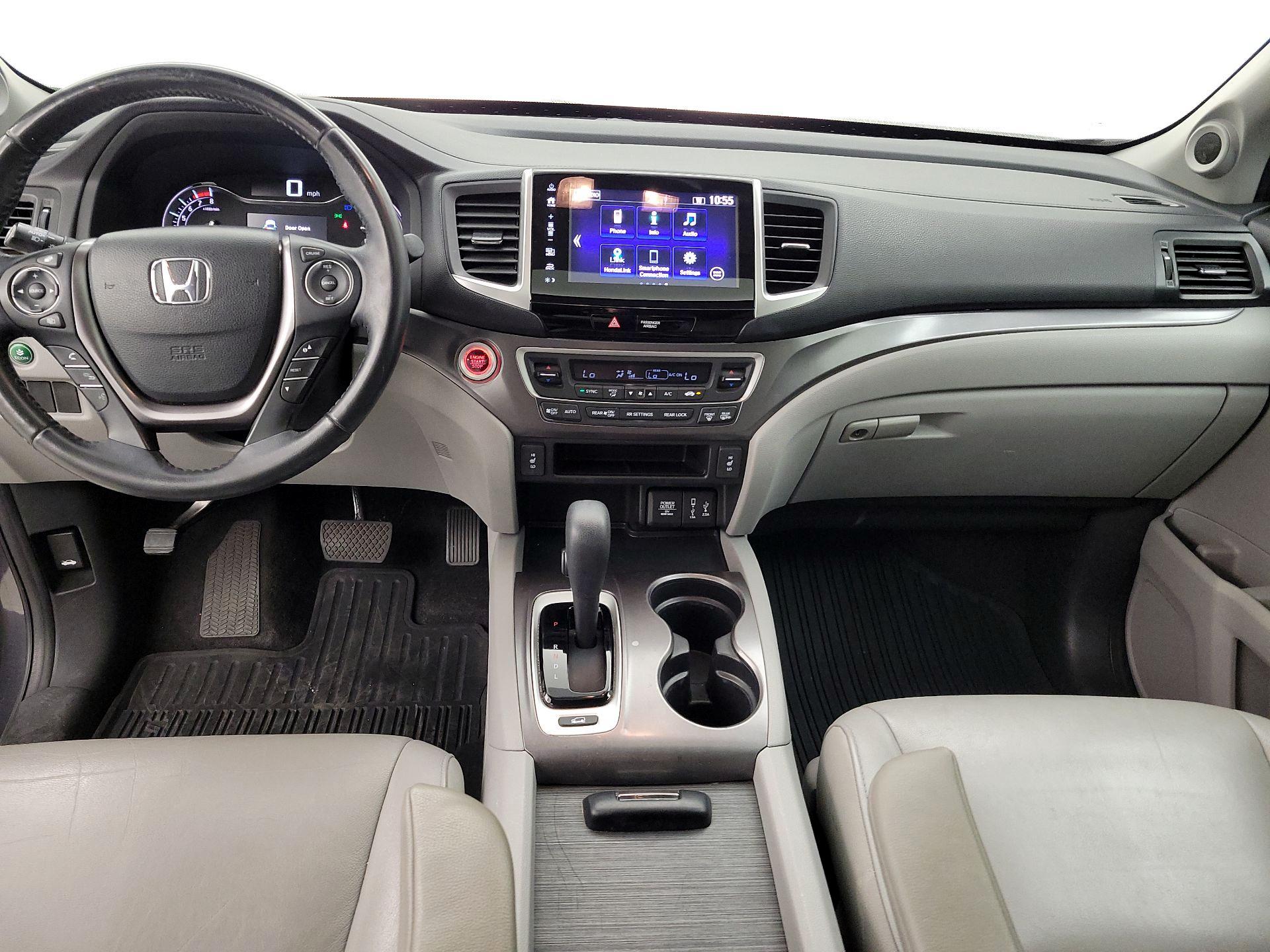 Thumbnail: 2018 Honda Pilot - 9