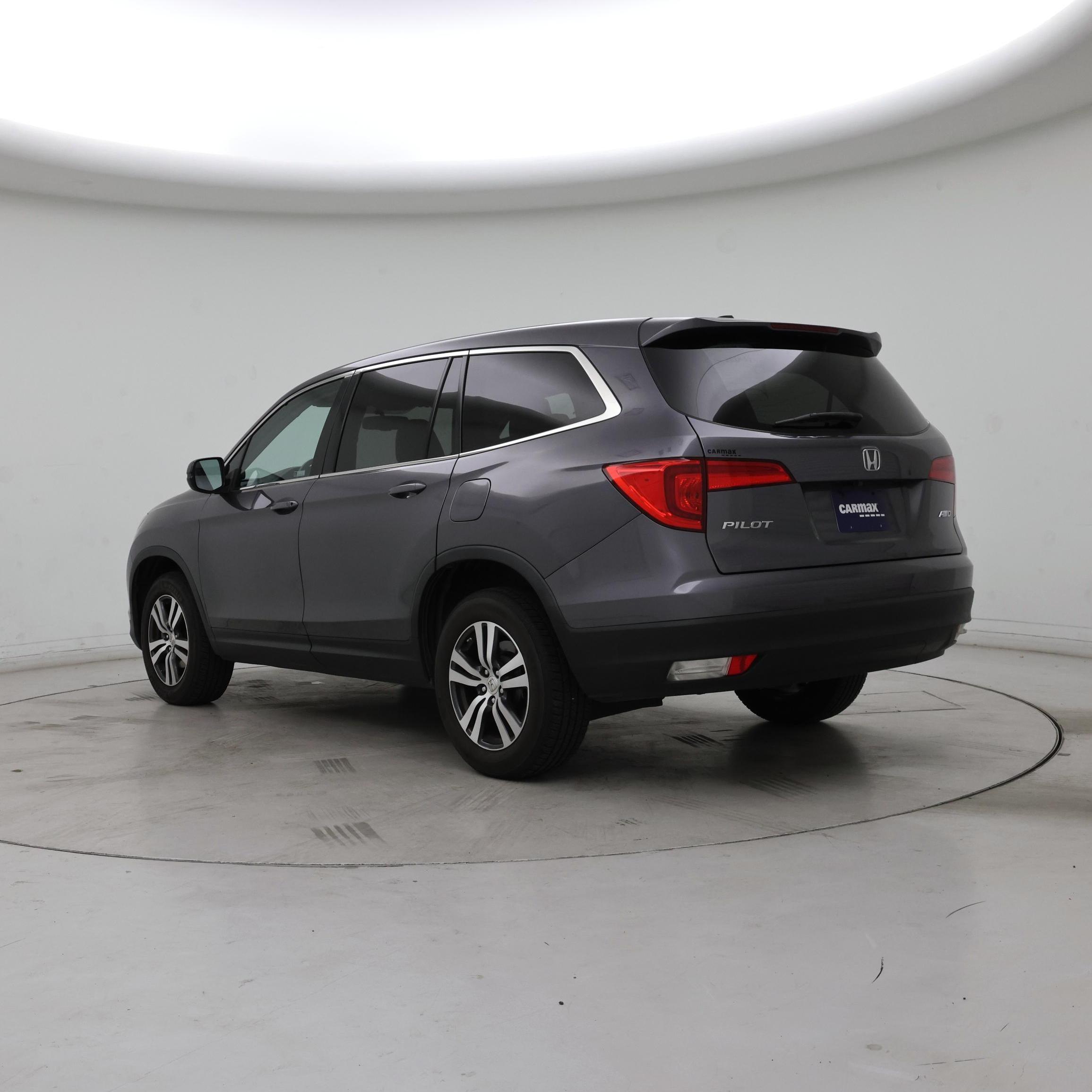 Thumbnail: 2018 Honda Pilot - 2