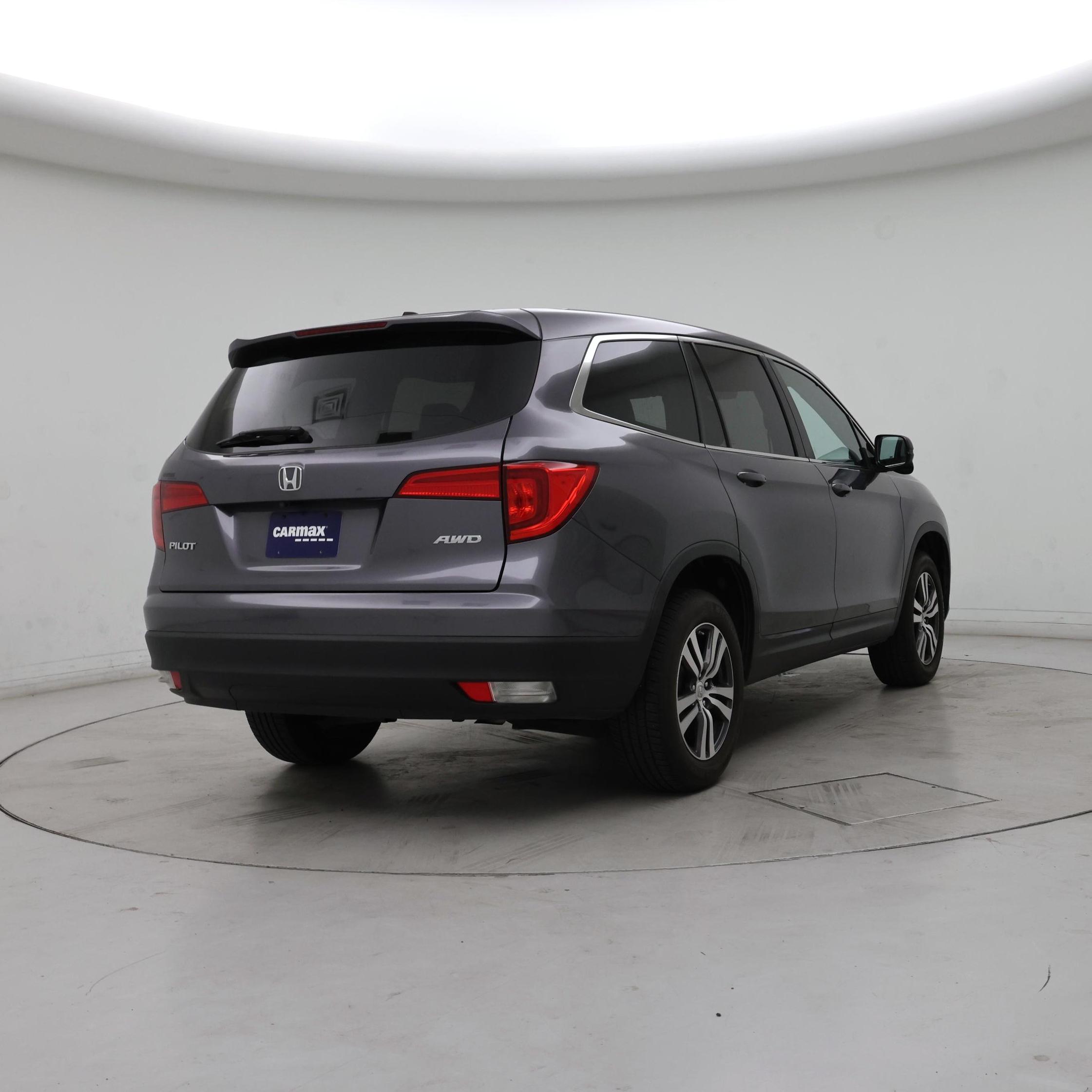 Thumbnail: 2018 Honda Pilot - 8