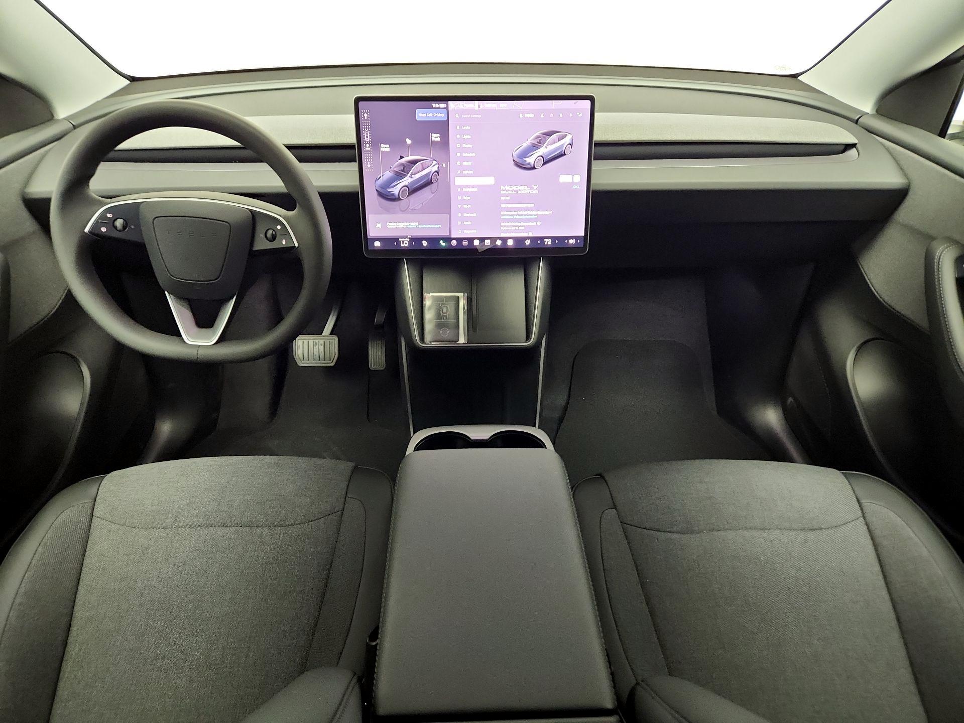 Thumbnail: 2026 Tesla Model Y - 9