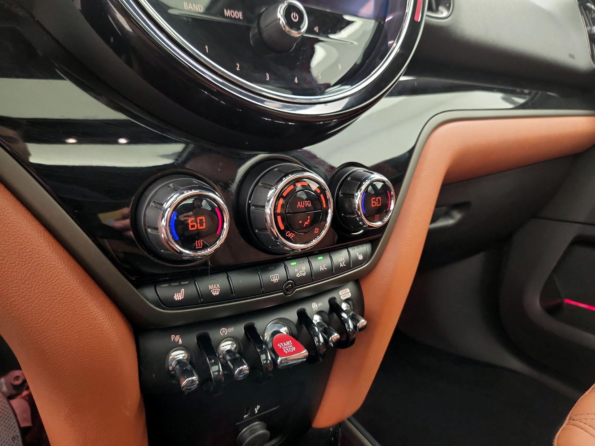 Thumbnail: 2021 MINI Cooper Countryman - 17