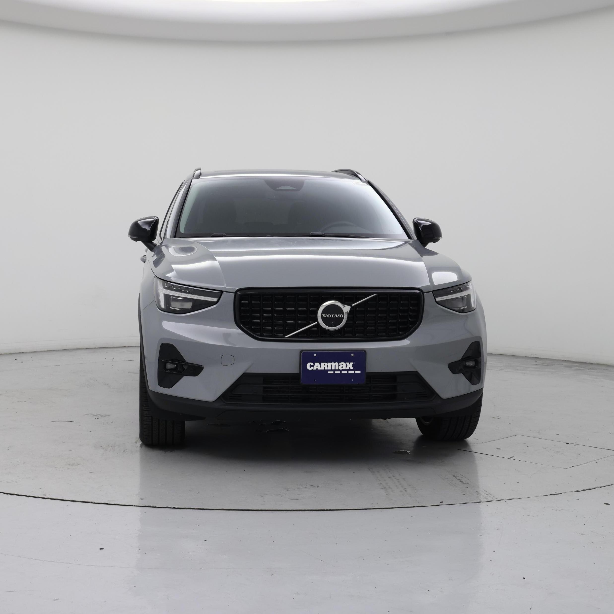 Thumbnail: 2025 Volvo XC40 - 5