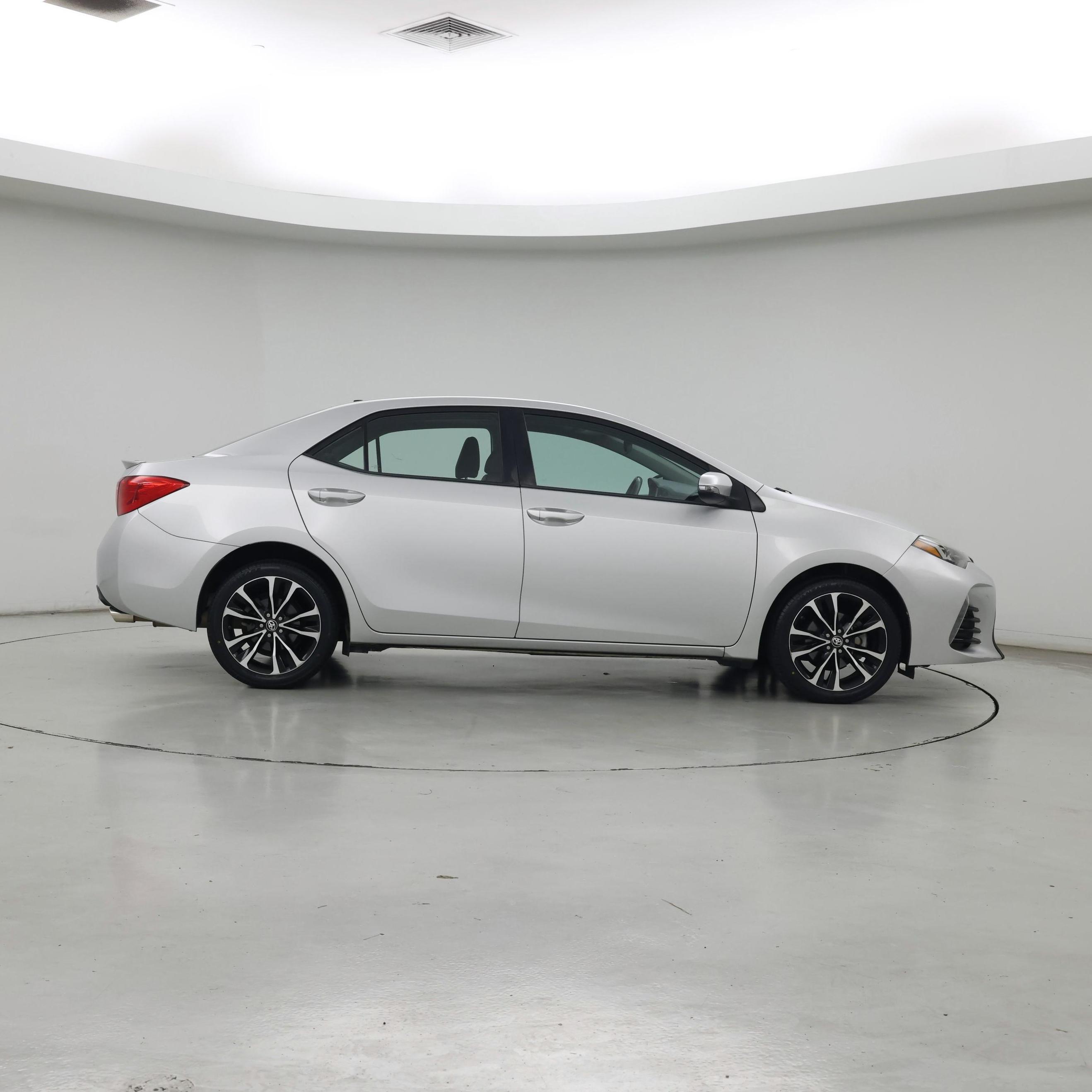 Thumbnail: 2018 Toyota Corolla - 7