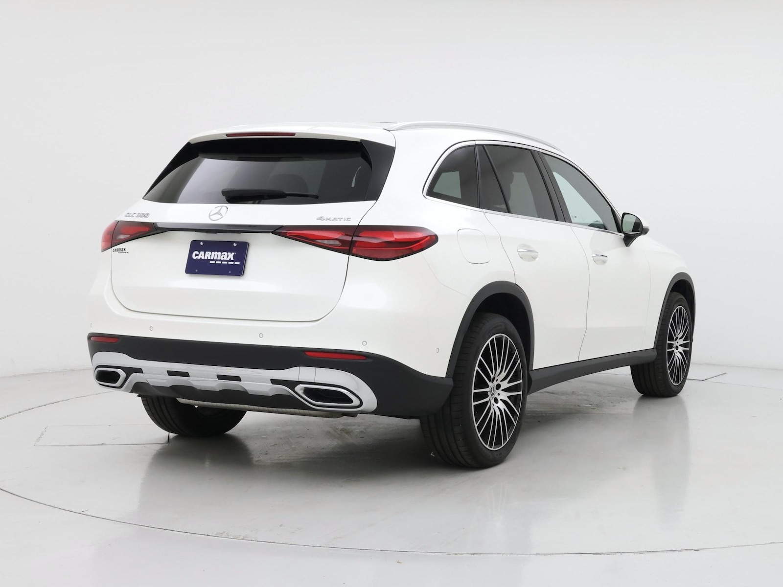 2023 Mercedes-Benz GLC GLC 300 - Photo 9