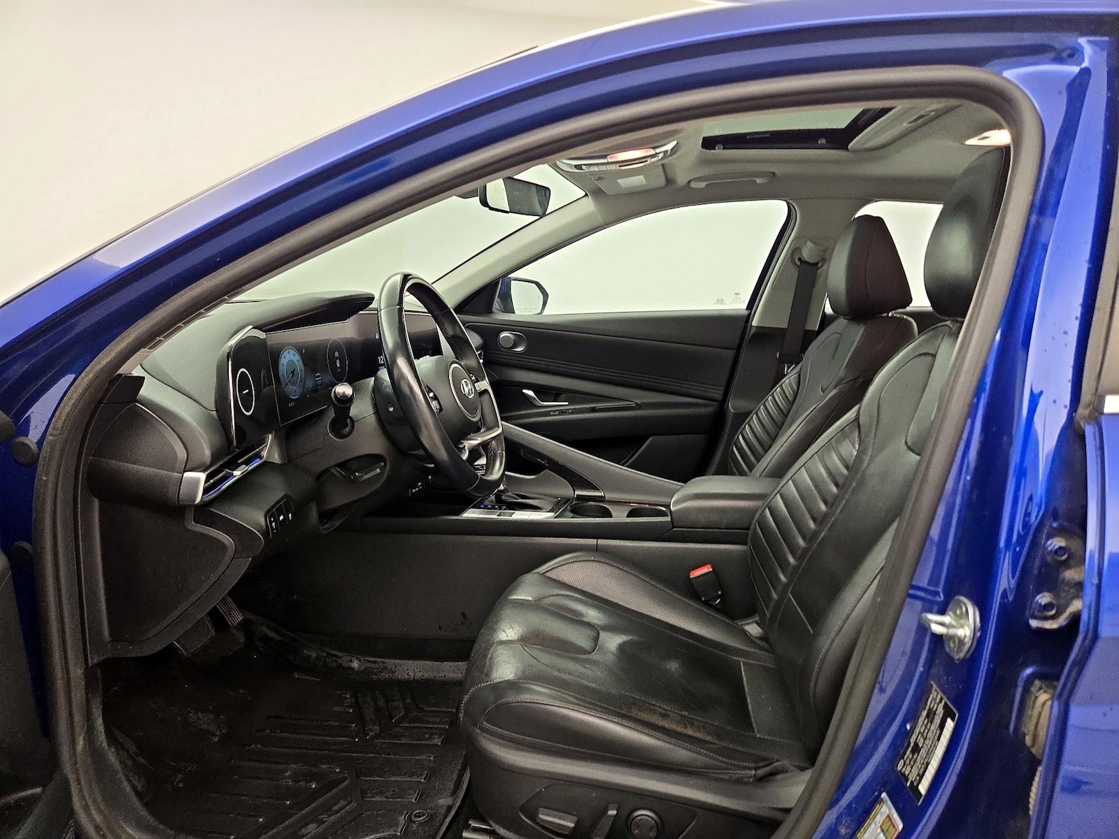 2021 Hyundai Elantra Limited - Photo 12