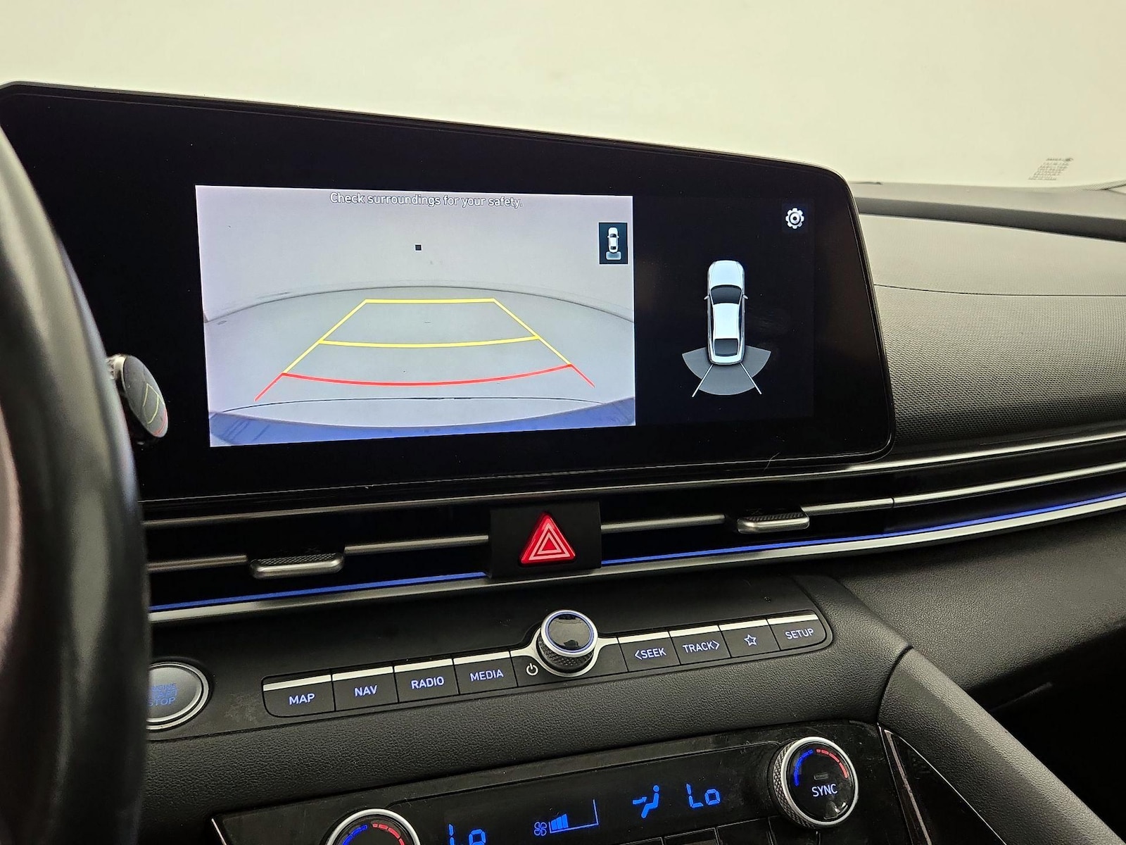 2021 Hyundai Elantra Limited - Photo 16