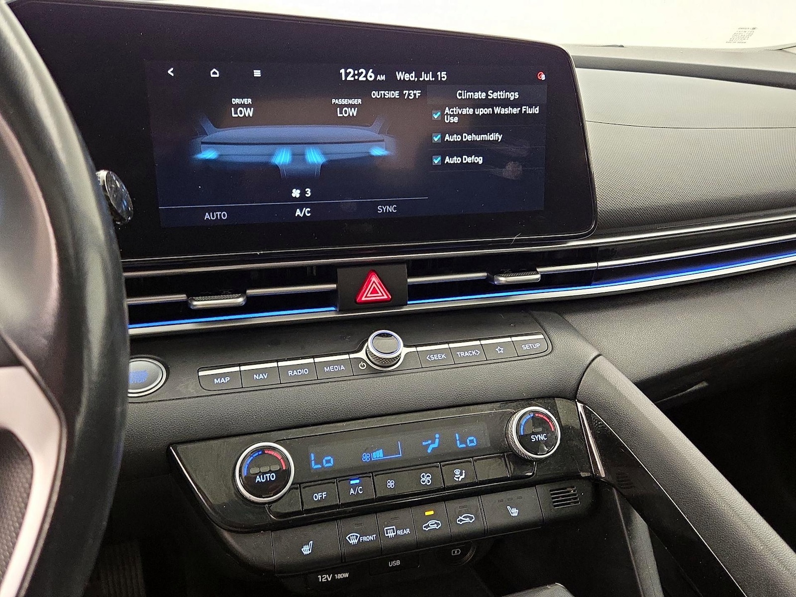2021 Hyundai Elantra Limited - Photo 18