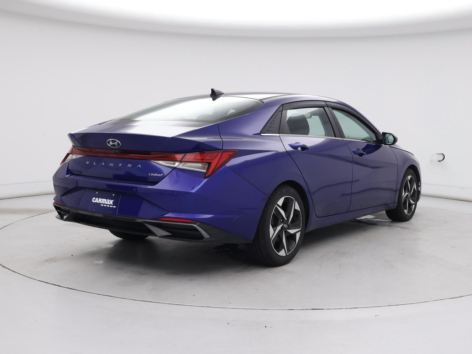 2021 Hyundai Elantra Limited - Photo 9