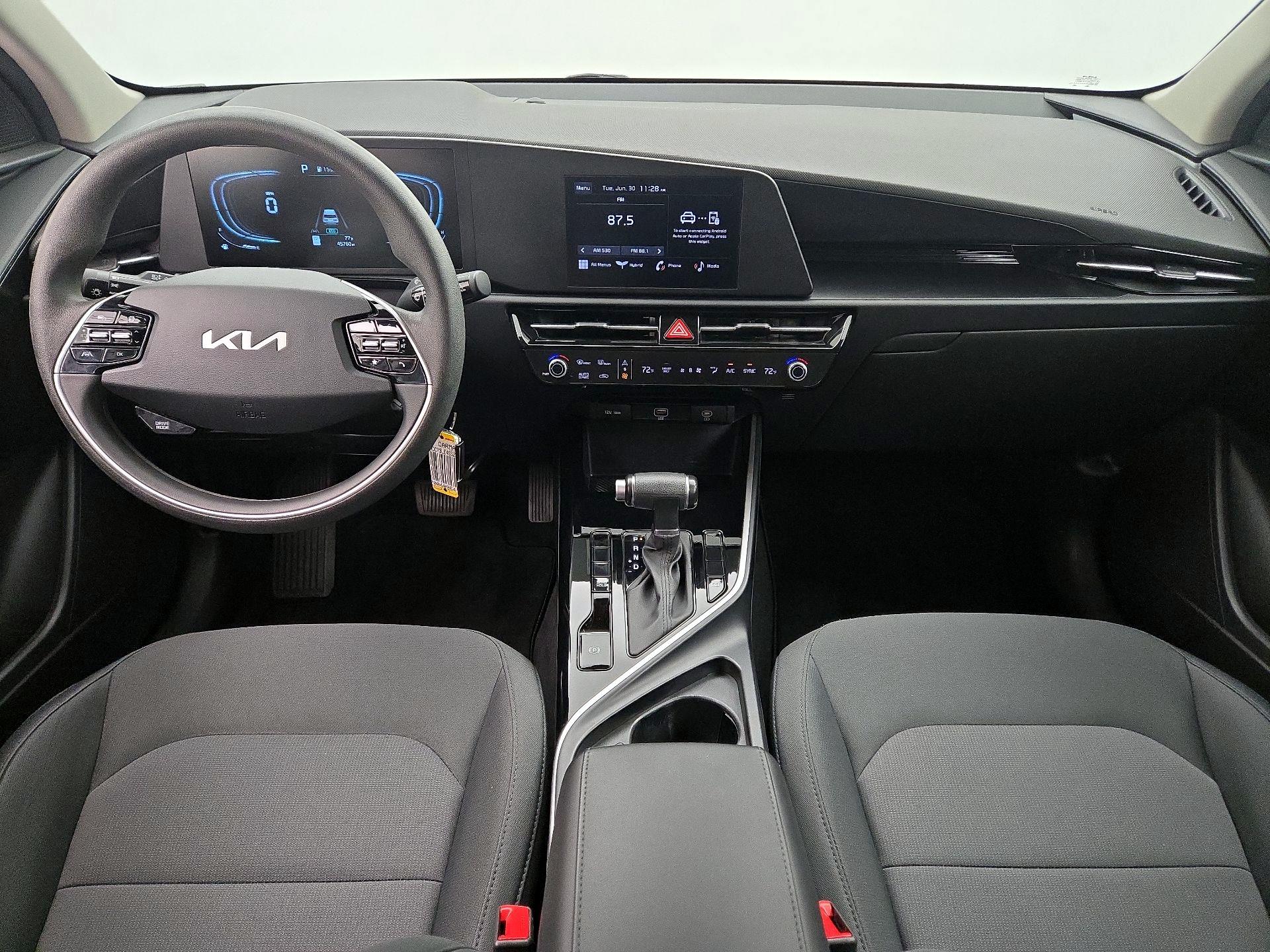 Thumbnail: 2025 Kia Niro - 9