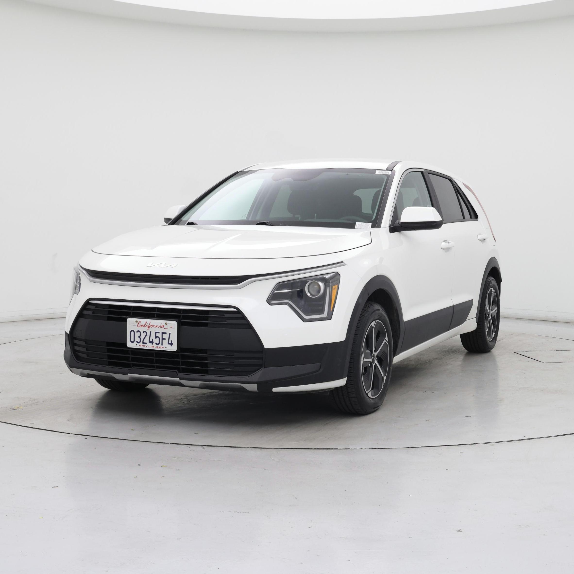 Thumbnail: 2025 Kia Niro - 4