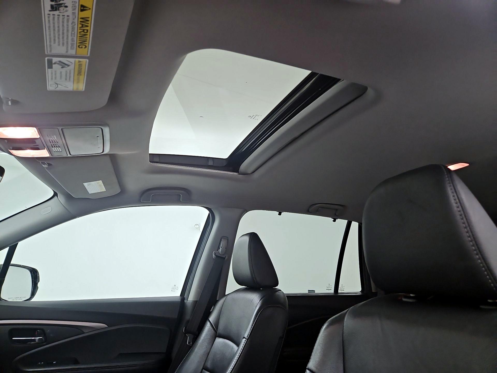 Thumbnail: 2022 Honda Pilot - 17
