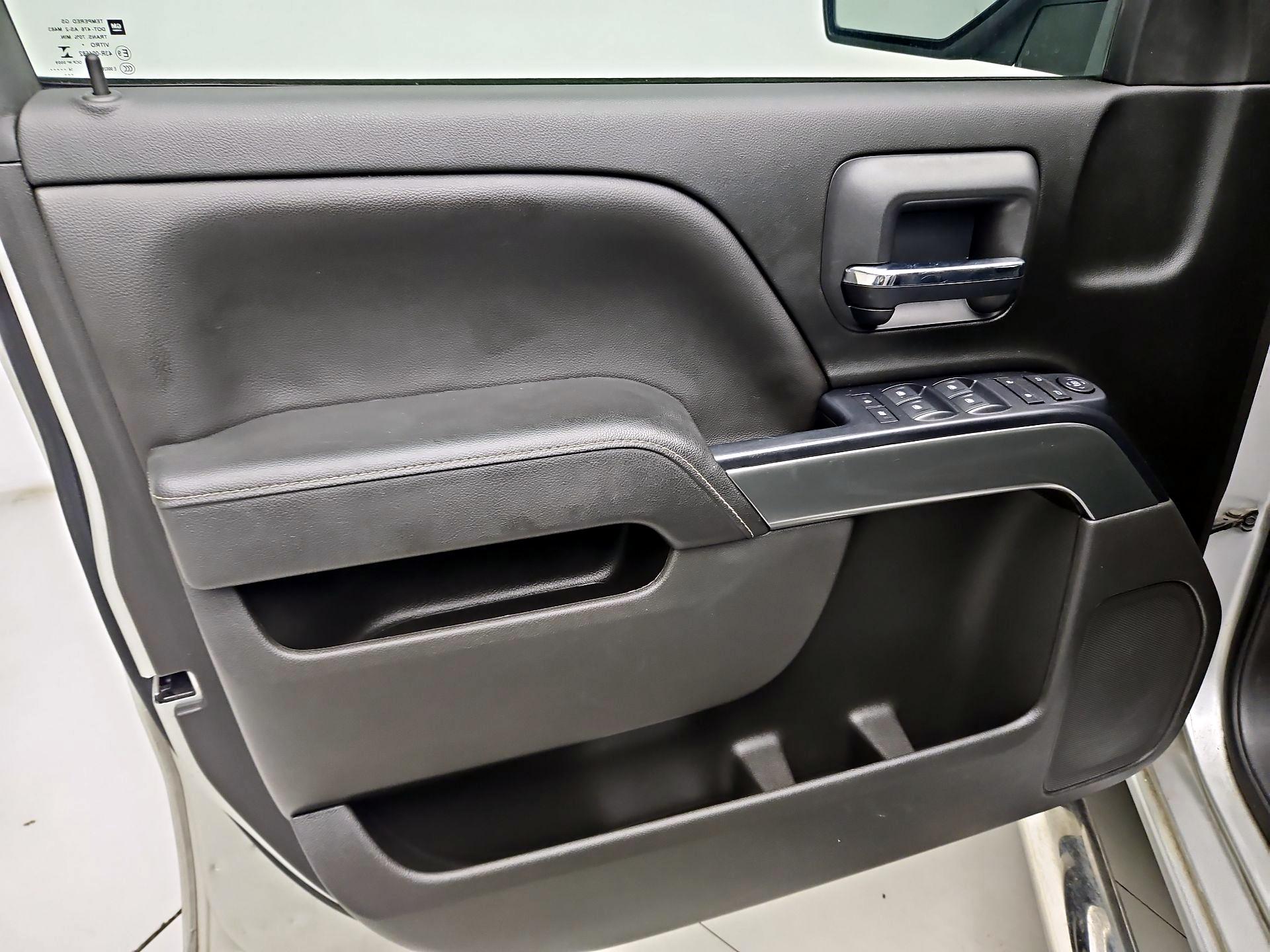 Thumbnail: 2015 Chevrolet Silverado 1500 - 12