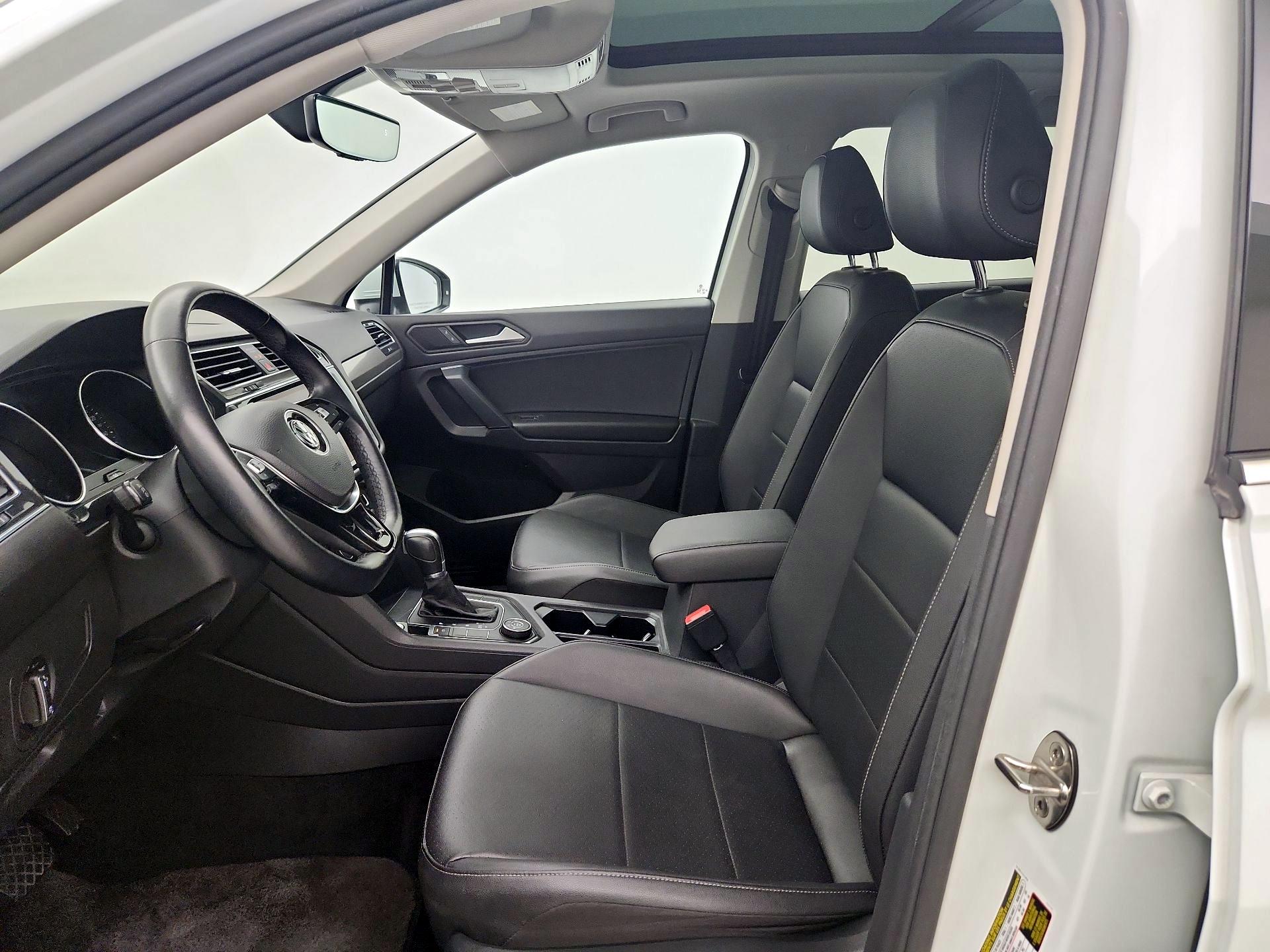 Thumbnail: 2019 Volkswagen Tiguan - 11