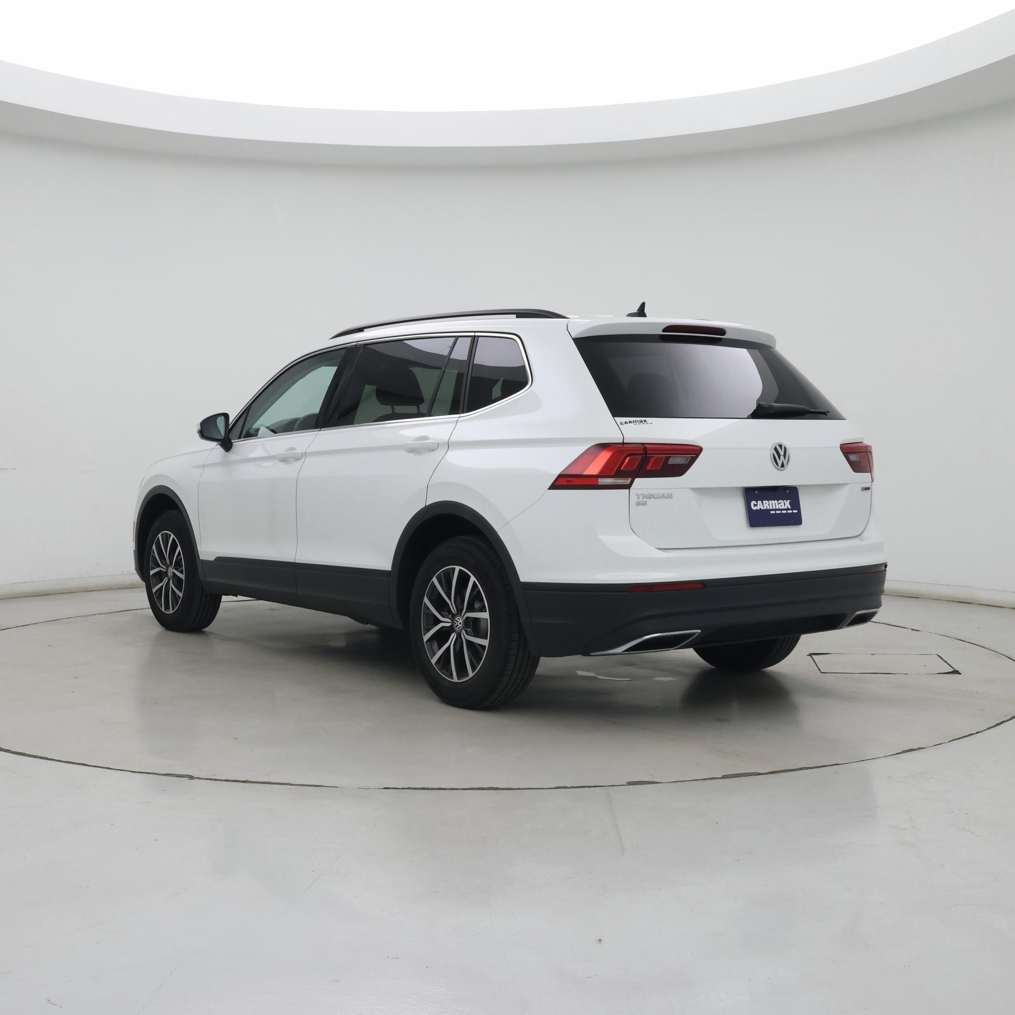 Thumbnail: 2019 Volkswagen Tiguan - 2