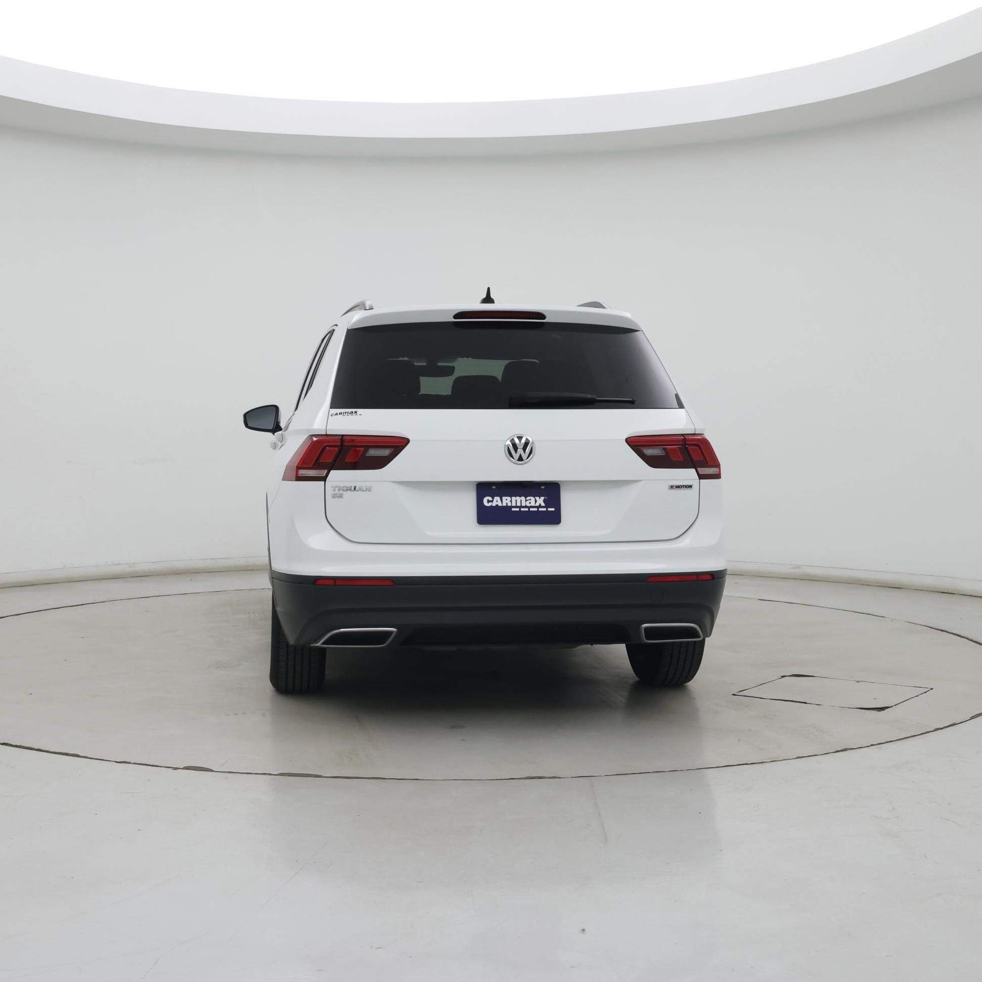 Thumbnail: 2019 Volkswagen Tiguan - 6