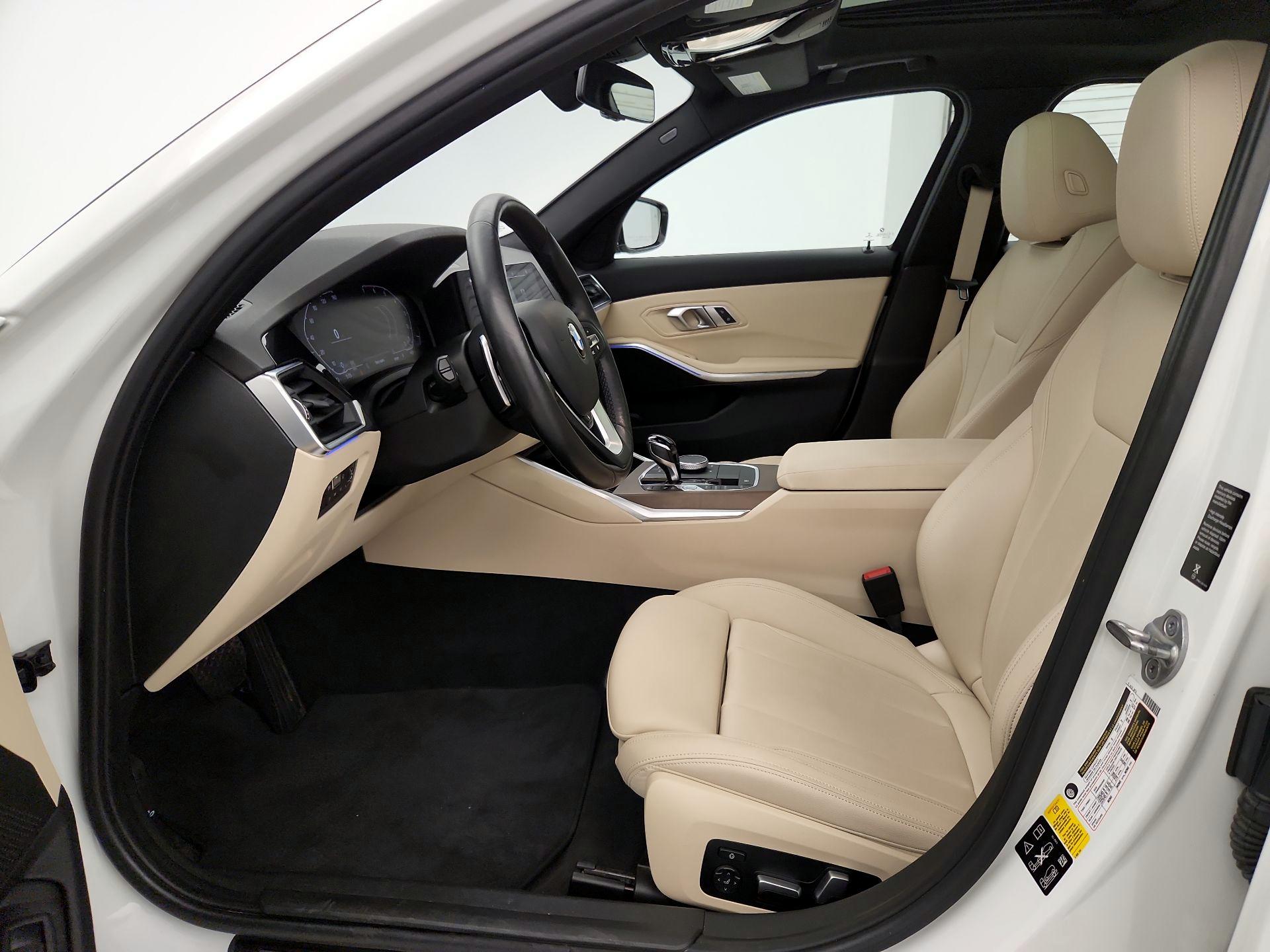 Thumbnail: 2021 BMW 3 Series - 11