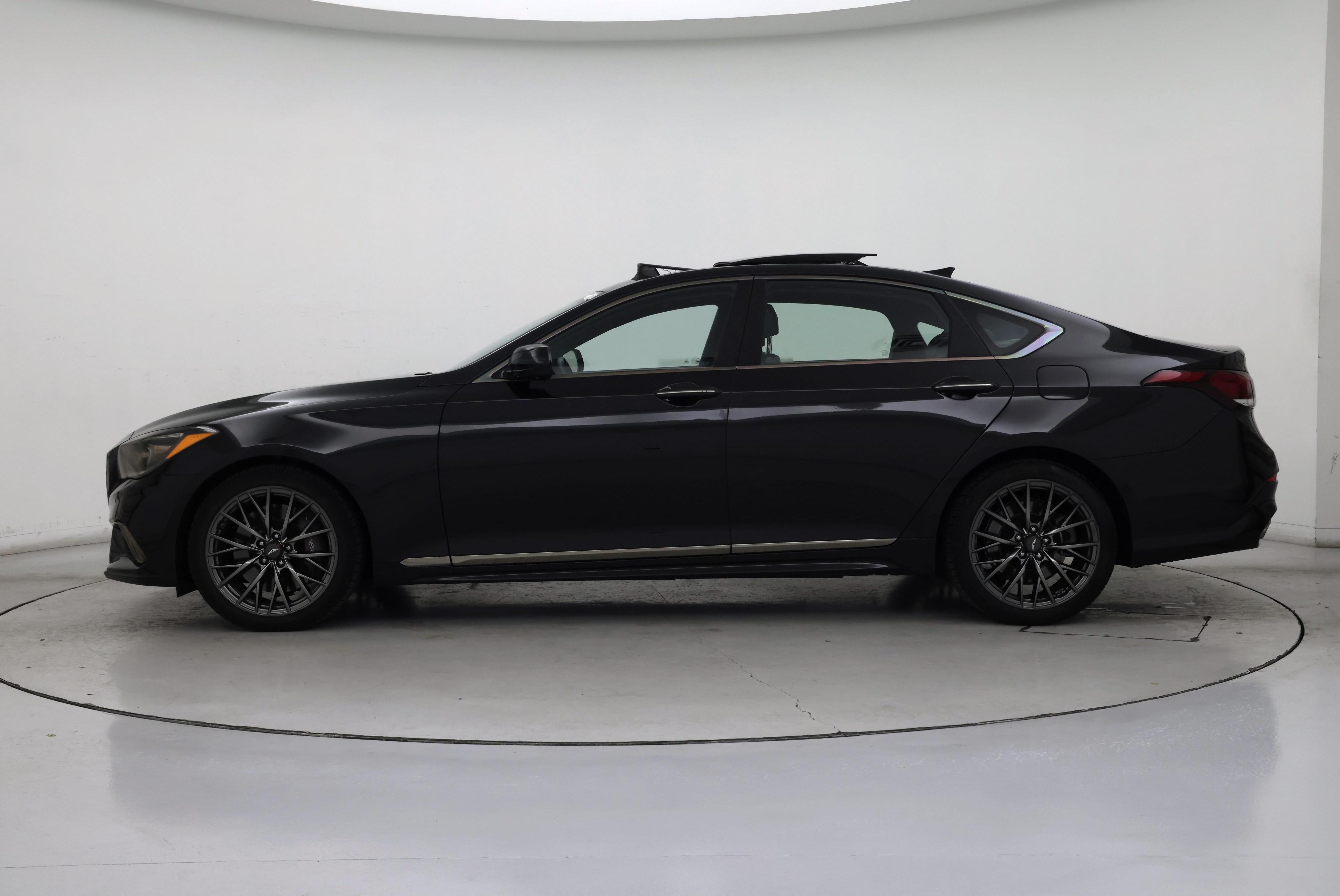 Thumbnail: 2018 Genesis G80 - 3