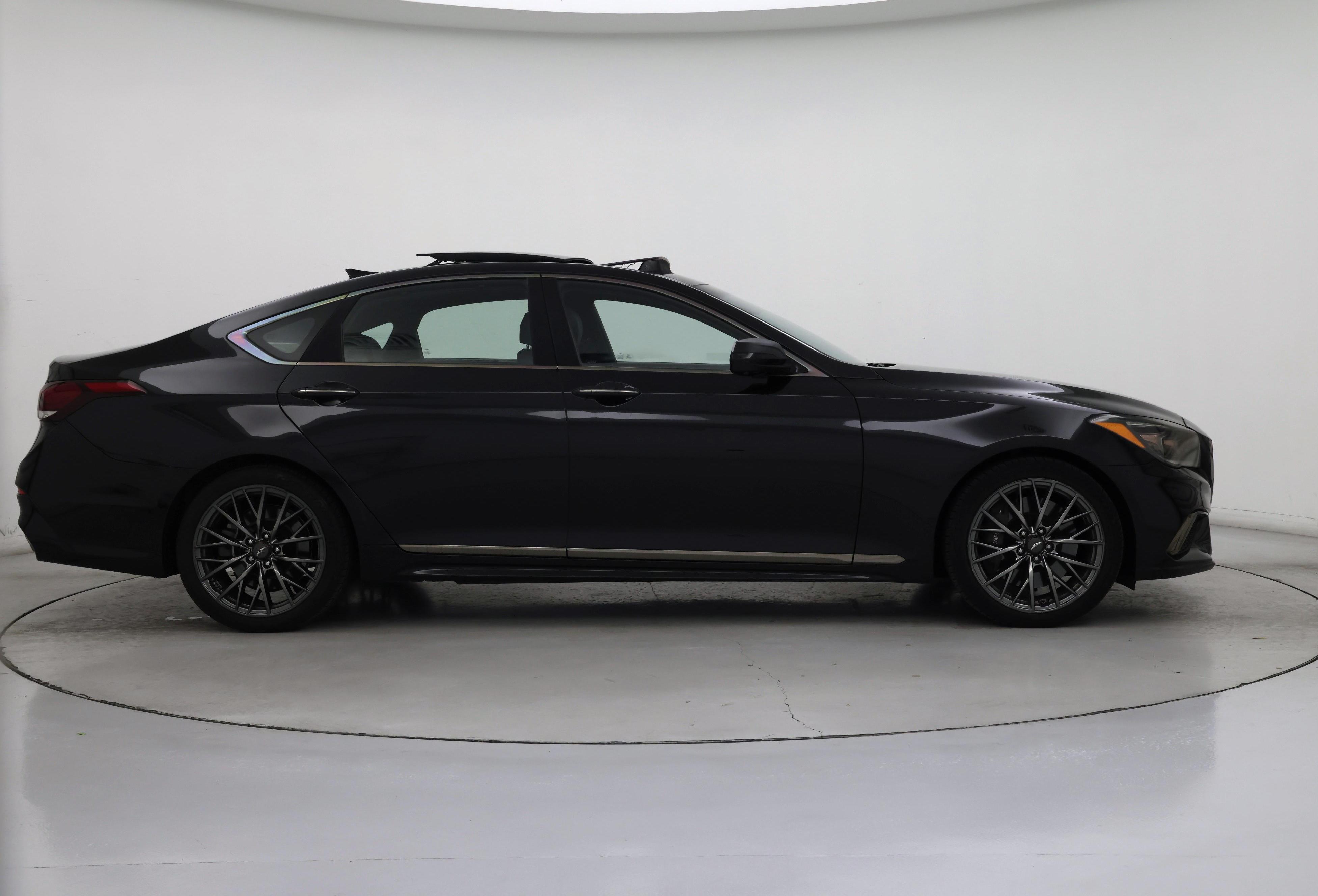 Thumbnail: 2018 Genesis G80 - 7