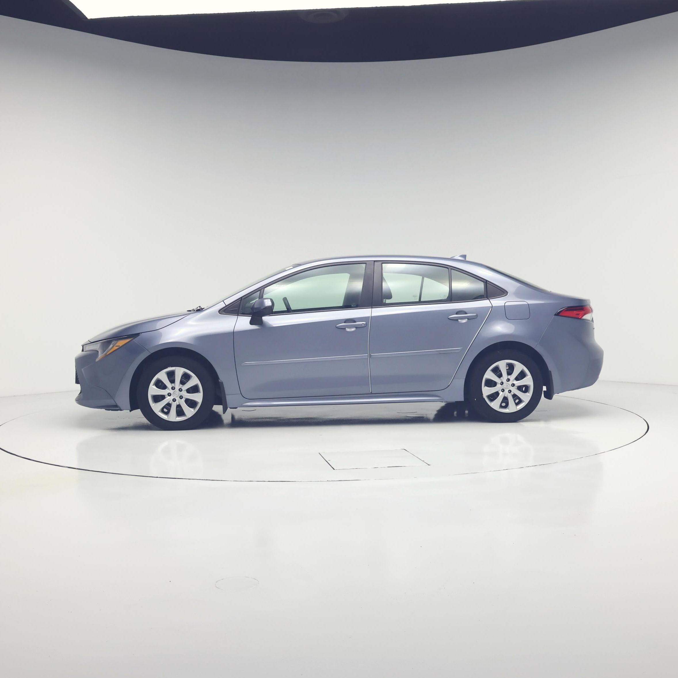 Thumbnail: 2022 Toyota Corolla - 3