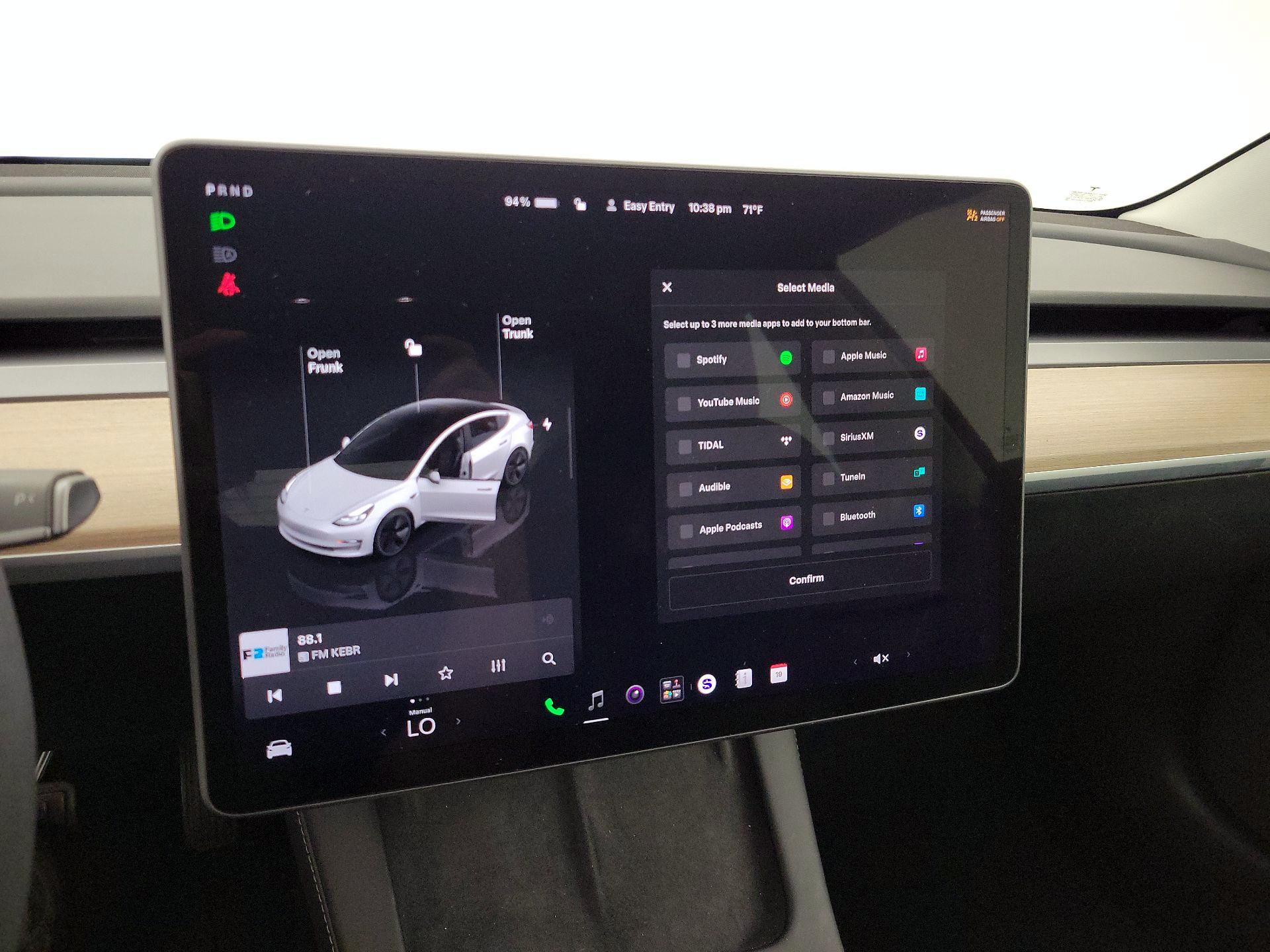 Thumbnail: 2023 Tesla Model 3 - 14
