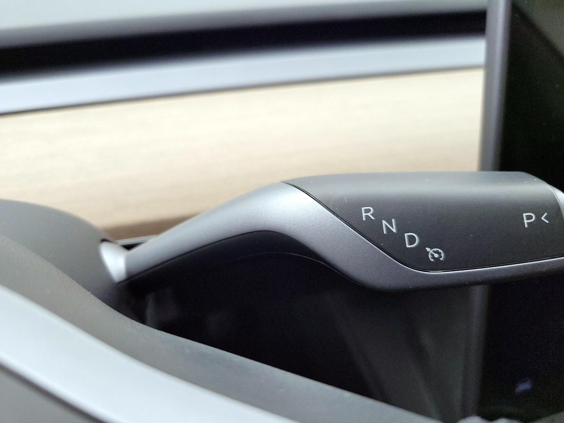 Thumbnail: 2023 Tesla Model 3 - 16
