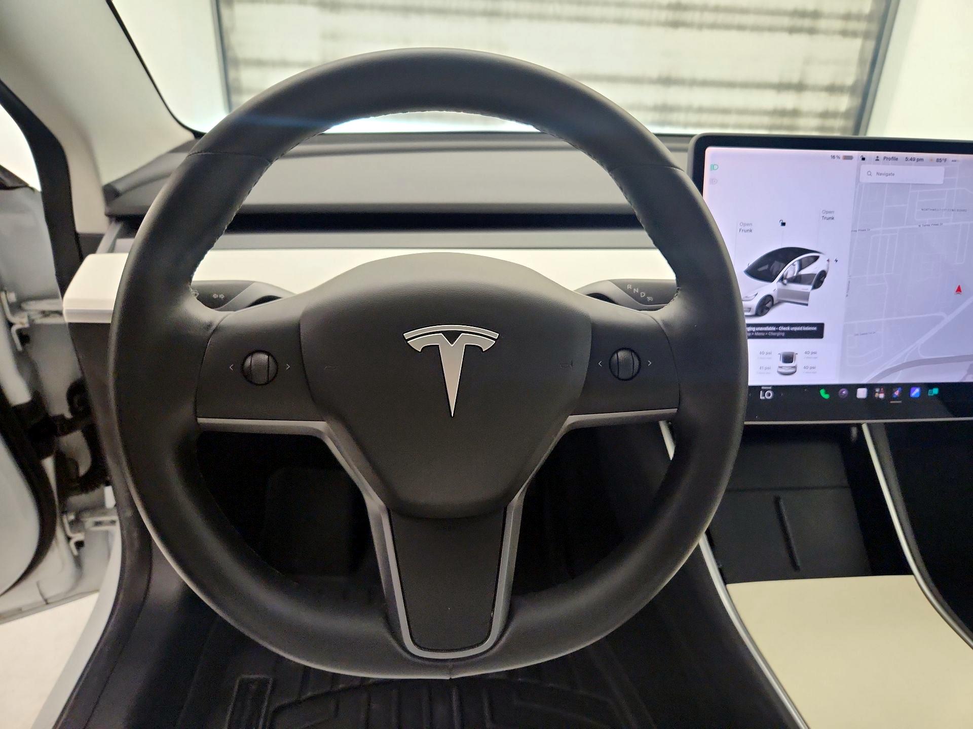 Thumbnail: 2020 Tesla Model 3 - 10