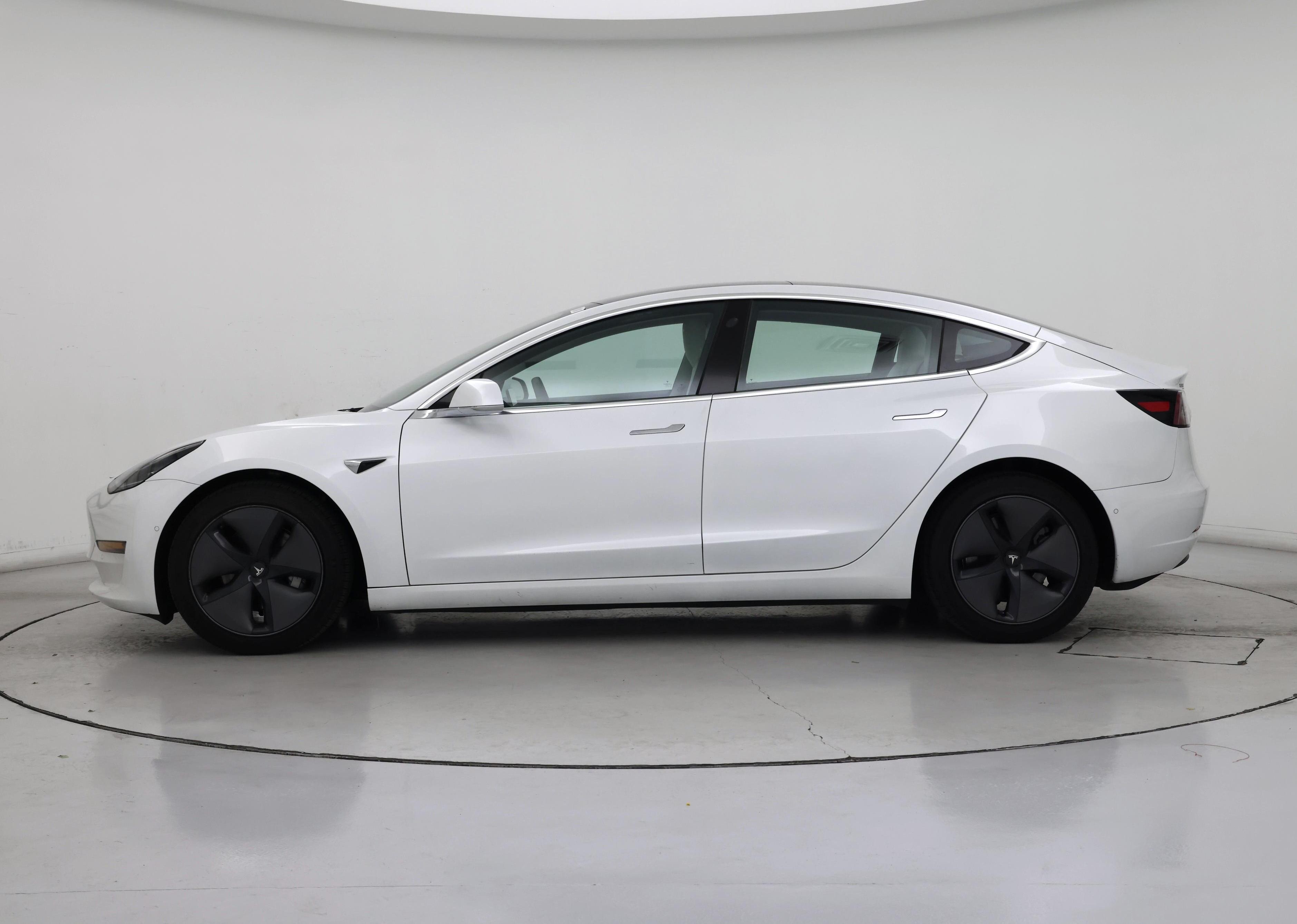 Thumbnail: 2020 Tesla Model 3 - 3