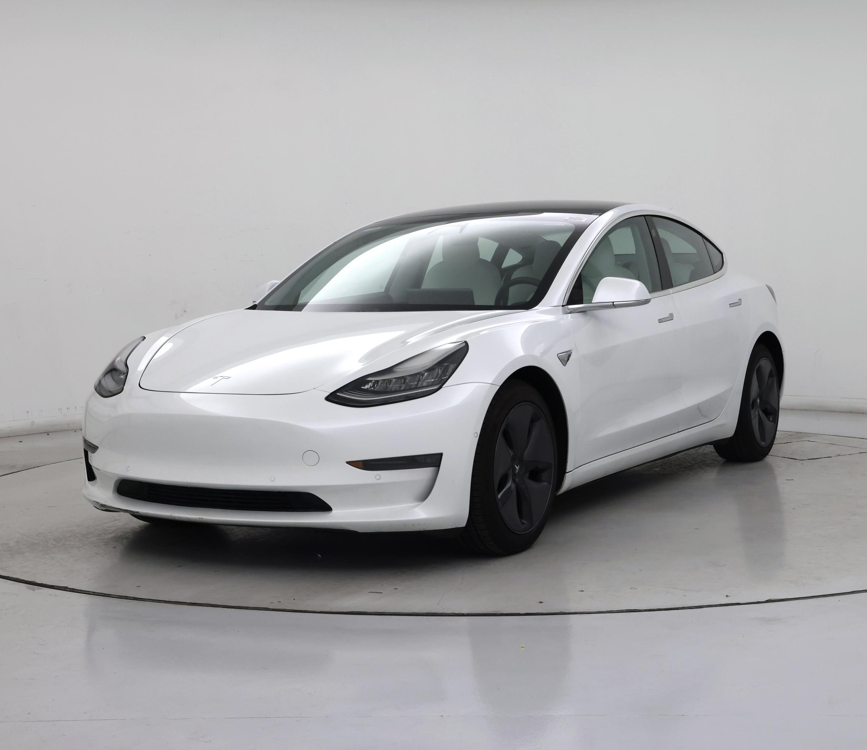 Thumbnail: 2020 Tesla Model 3 - 4