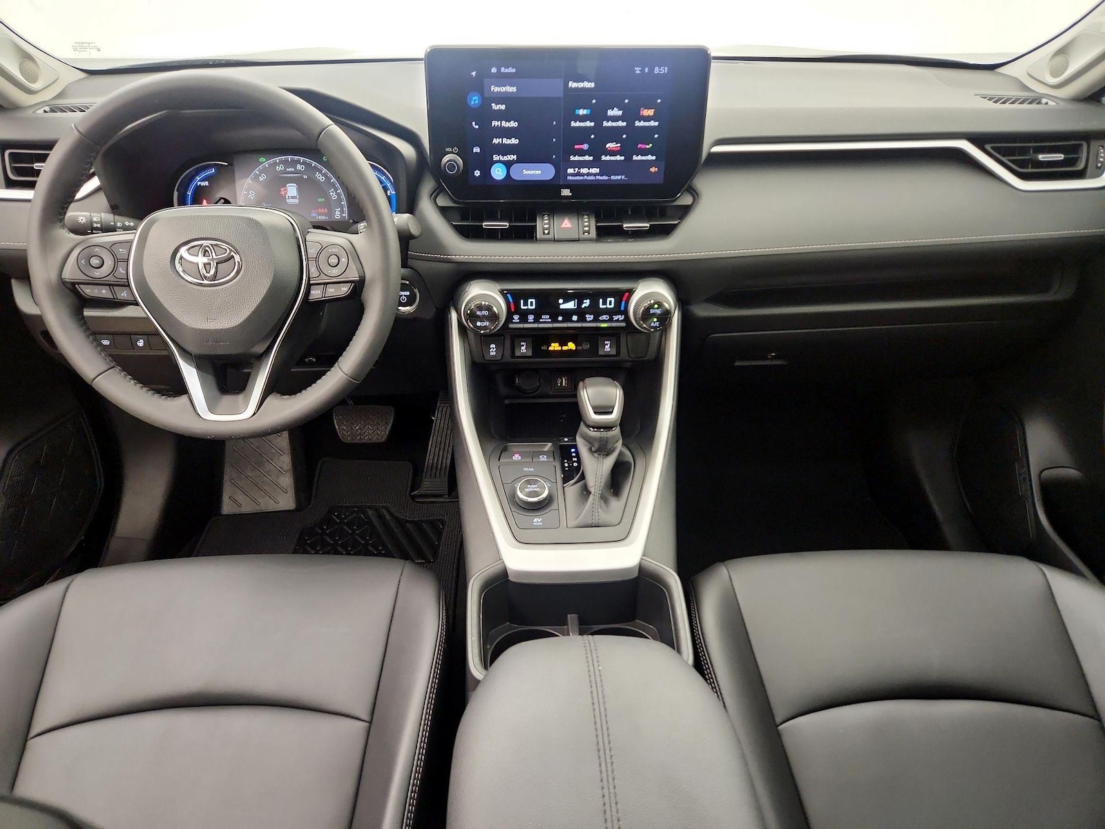 2025 Toyota RAV4 XLE Premium - Photo 10